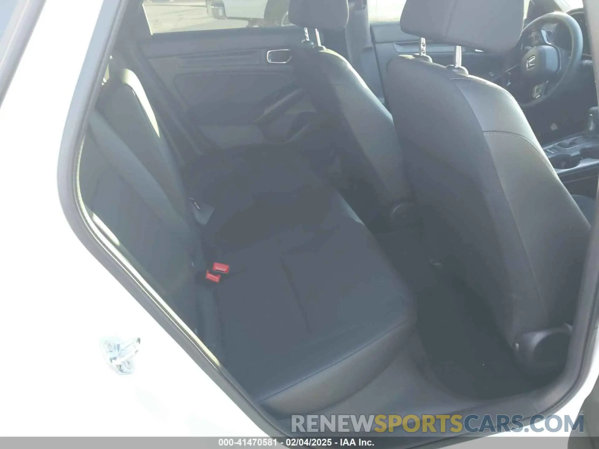 8 fotografías del automóvil dañado 2HGFE2F52SH558846 HONDA CIVIC 2025