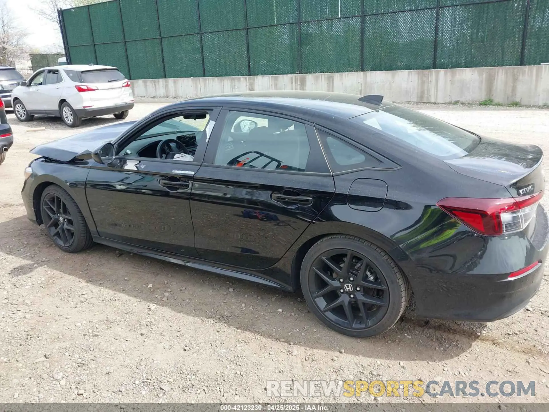 14 fotografías del automóvil dañado 2HGFE2F53SH510143 HONDA CIVIC 2025