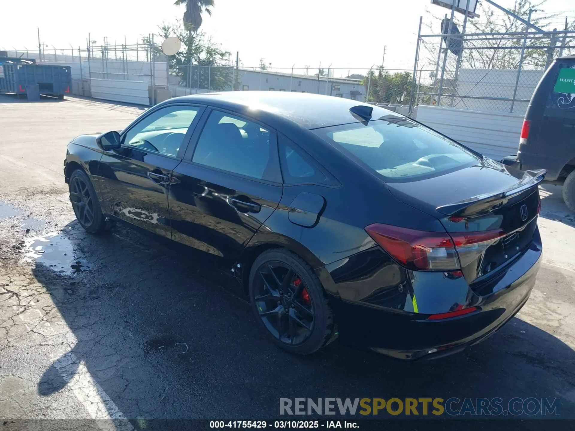 3 fotografías del automóvil dañado 2HGFE2F53SH521174 HONDA CIVIC 2025