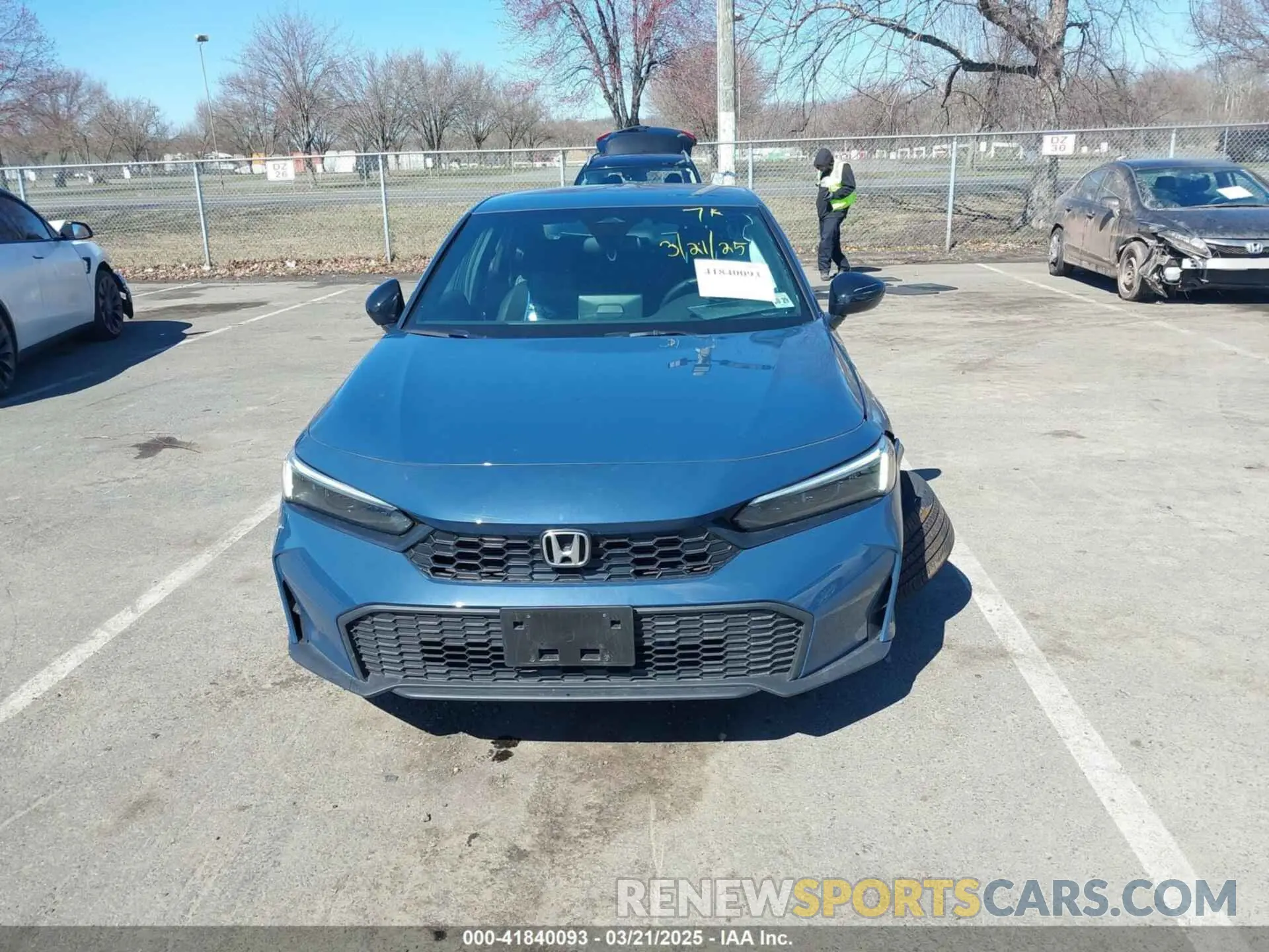 12 fotografías del automóvil dañado 2HGFE2F53SH531025 HONDA CIVIC 2025