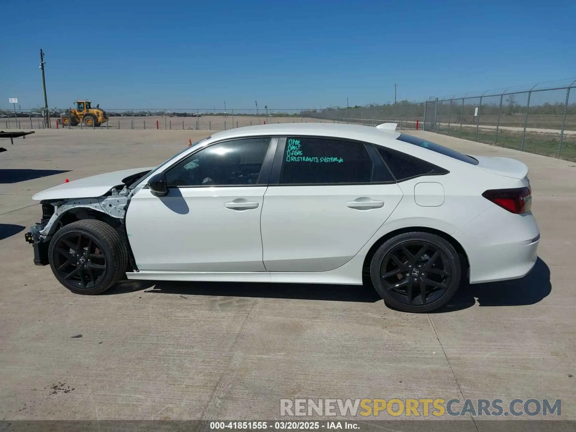 14 fotografías del automóvil dañado 2HGFE2F53SH545605 HONDA CIVIC 2025