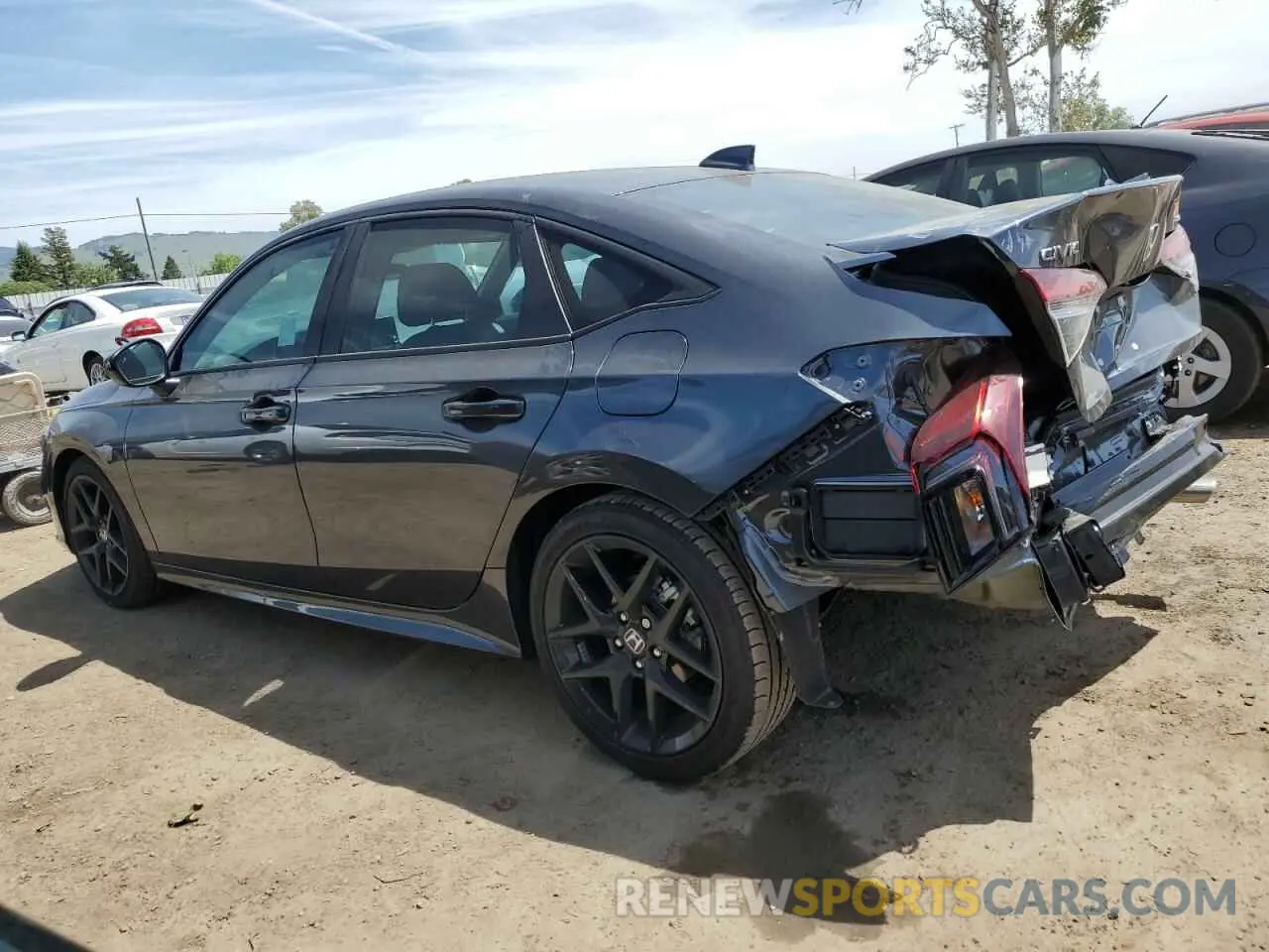 2 fotografías del automóvil dañado 2HGFE2F53SH568933 HONDA CIVIC 2025