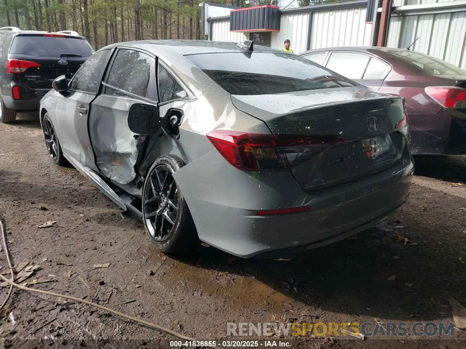 3 fotografías del automóvil dañado 2HGFE2F53SH569192 HONDA CIVIC 2025
