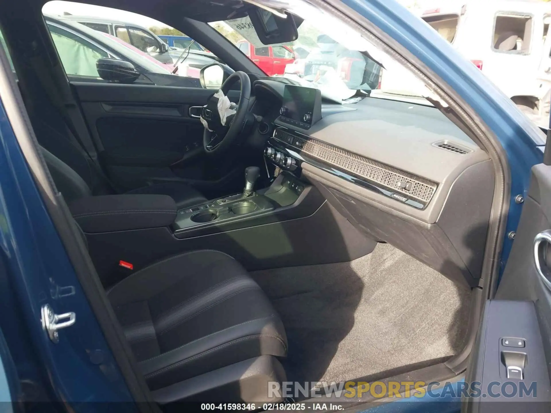 5 fotografías del automóvil dañado 2HGFE2F54SH506800 HONDA CIVIC 2025