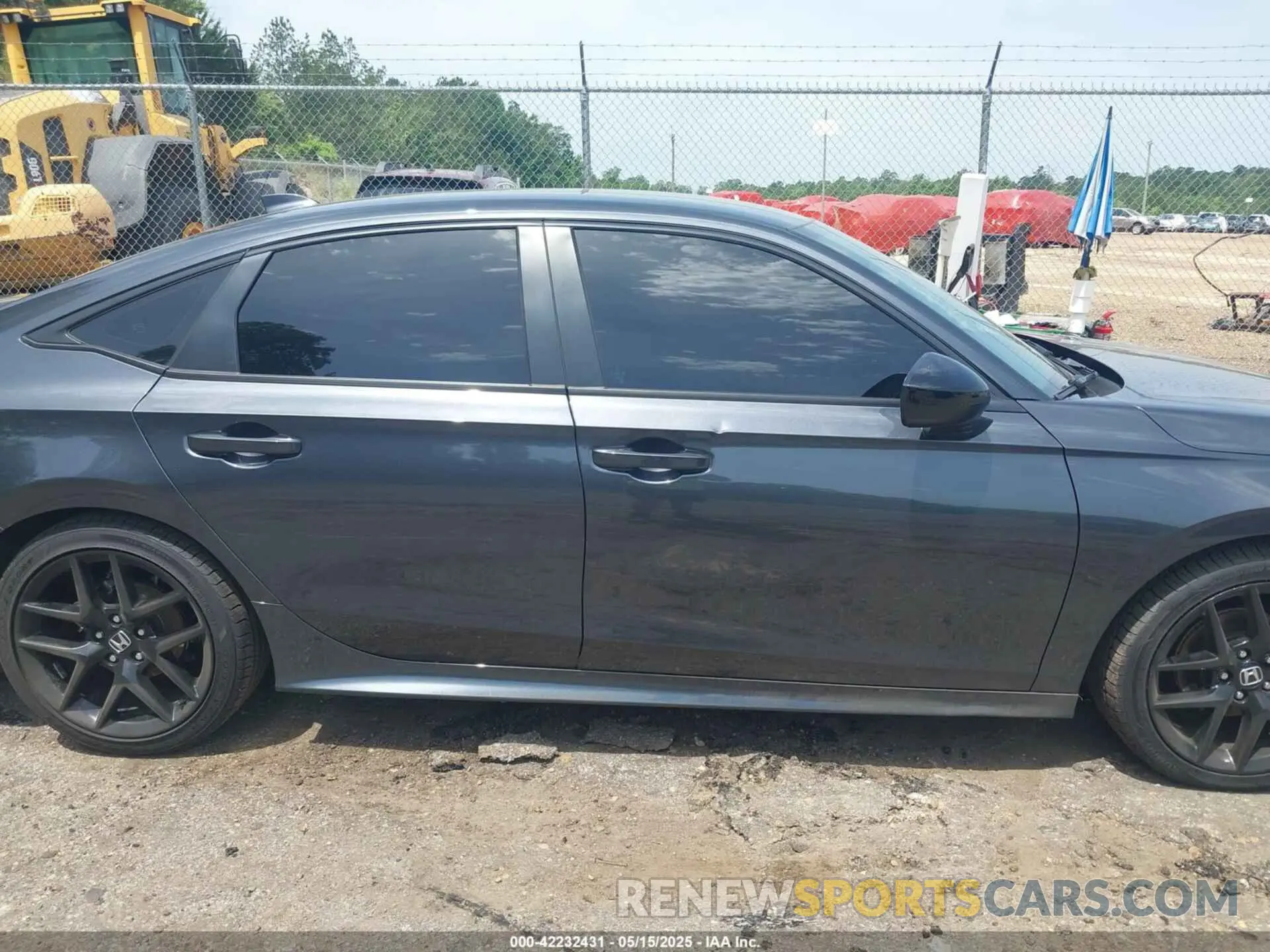 13 fotografías del automóvil dañado 2HGFE2F54SH518493 HONDA CIVIC 2025
