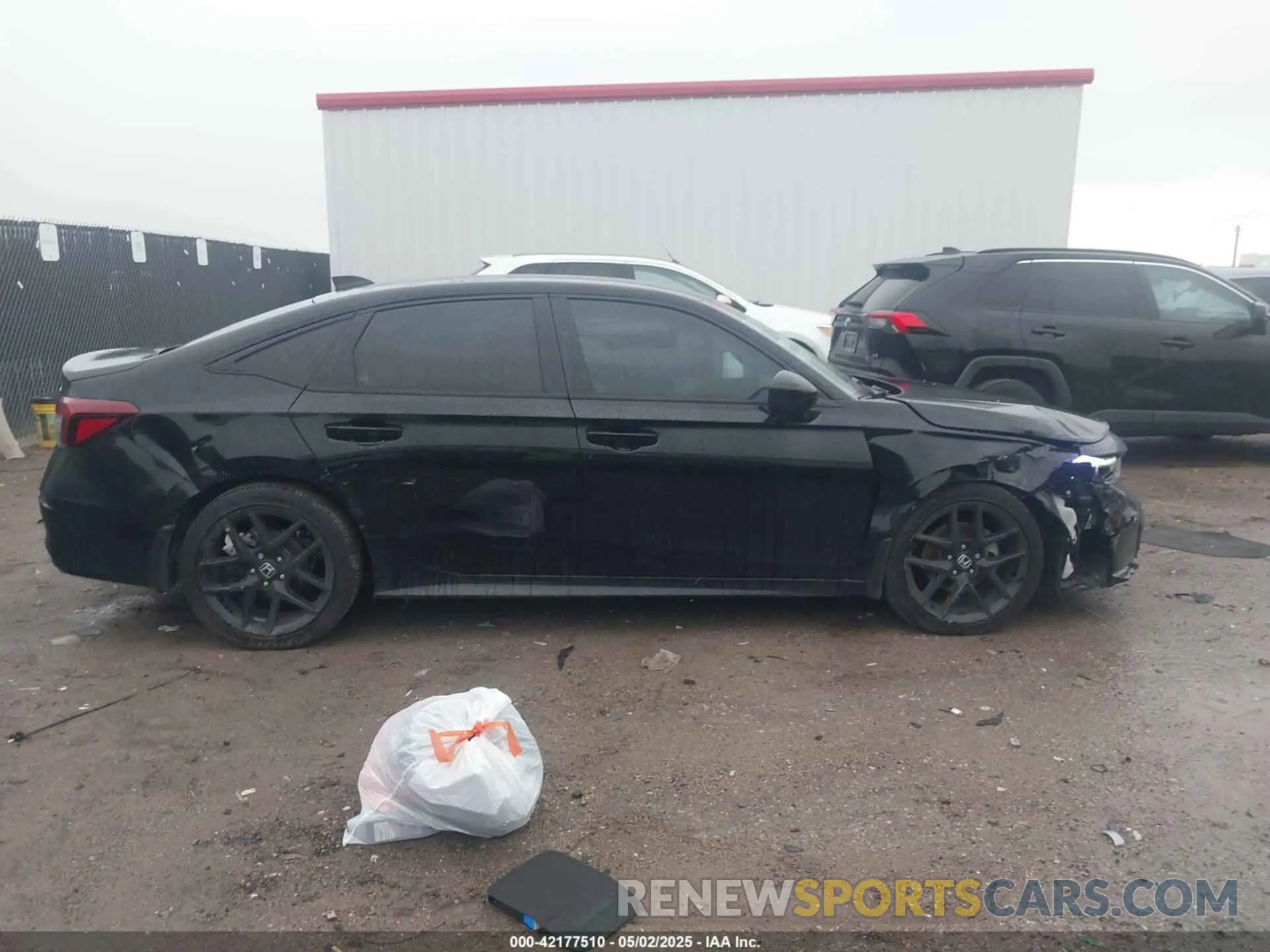 13 fotografías del automóvil dañado 2HGFE2F54SH538937 HONDA CIVIC 2025
