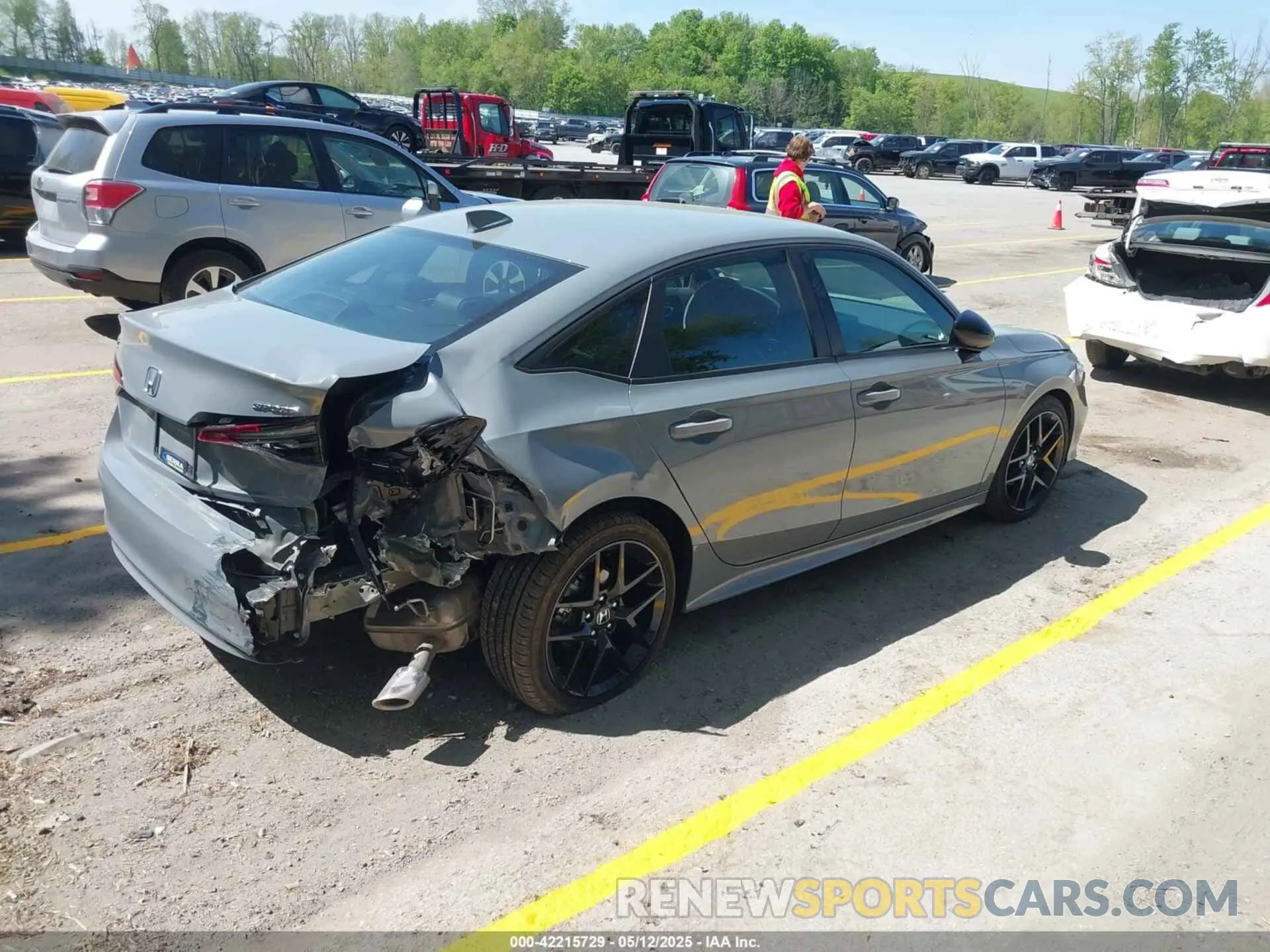 4 fotografías del automóvil dañado 2HGFE2F54SH546746 HONDA CIVIC 2025