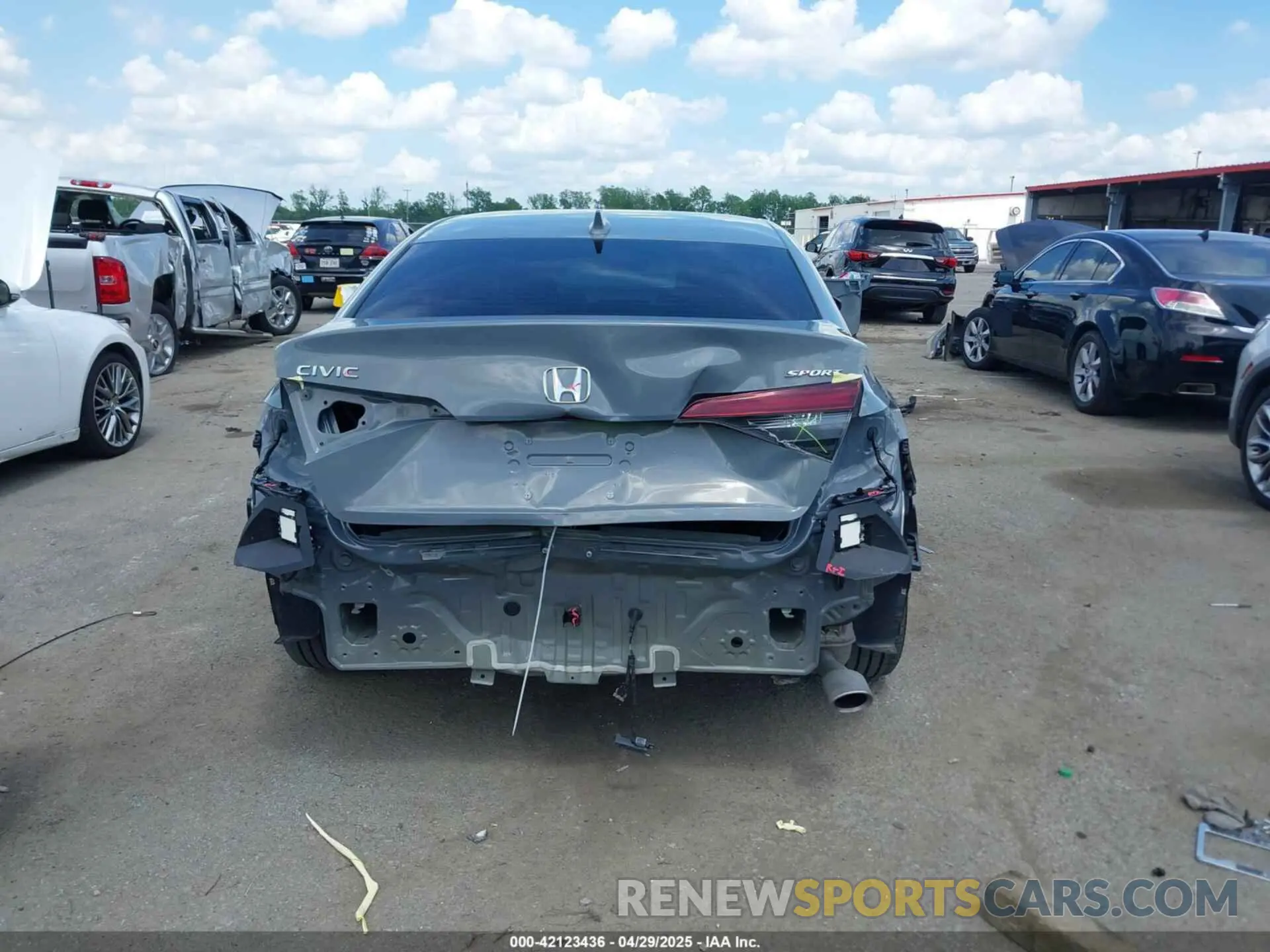 17 fotografías del automóvil dañado 2HGFE2F54SH564003 HONDA CIVIC 2025