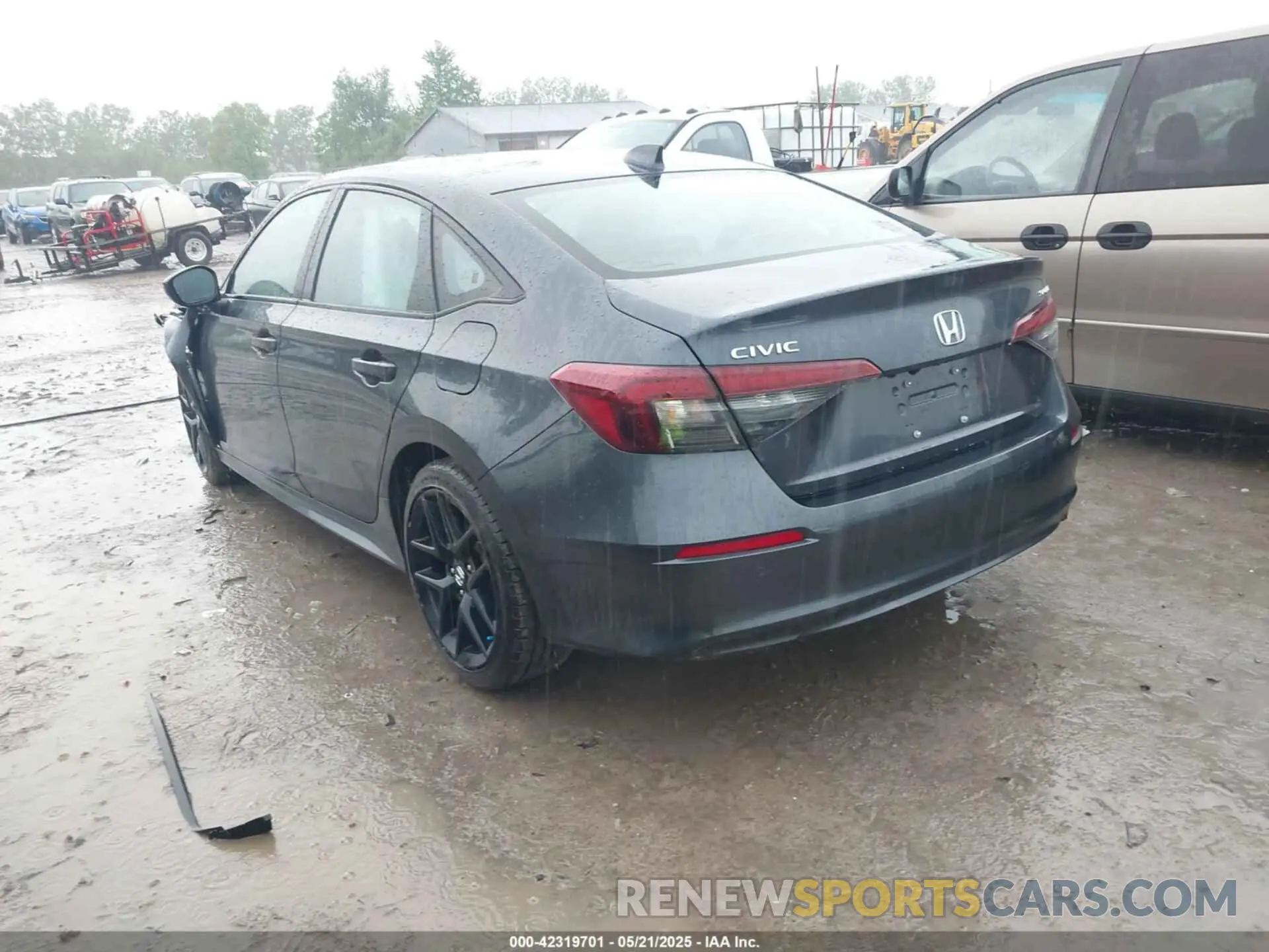 3 fotografías del automóvil dañado 2HGFE2F54SH574868 HONDA CIVIC 2025