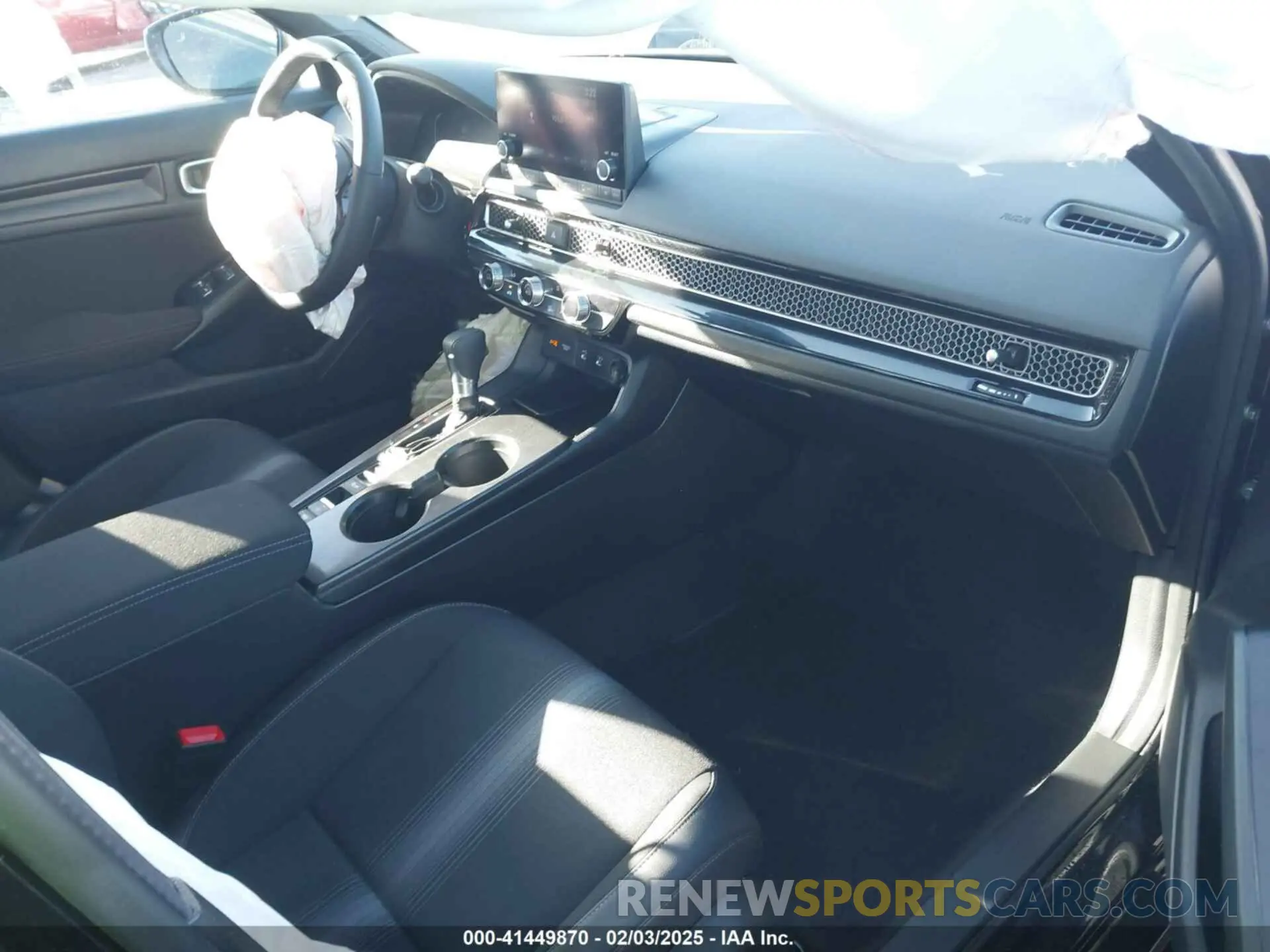 5 fotografías del automóvil dañado 2HGFE2F55SH500486 HONDA CIVIC 2025