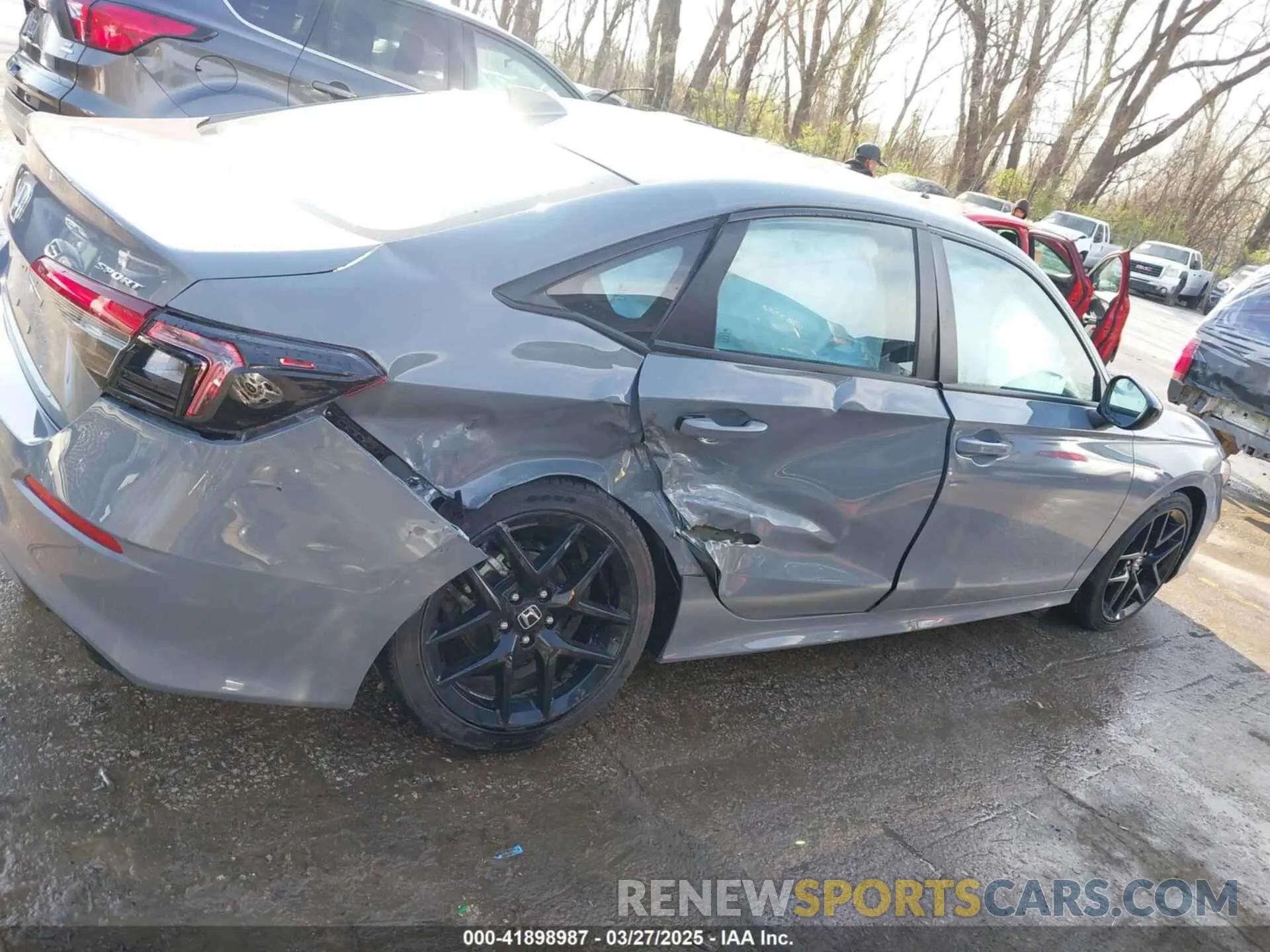 13 fotografías del automóvil dañado 2HGFE2F55SH529311 HONDA CIVIC 2025