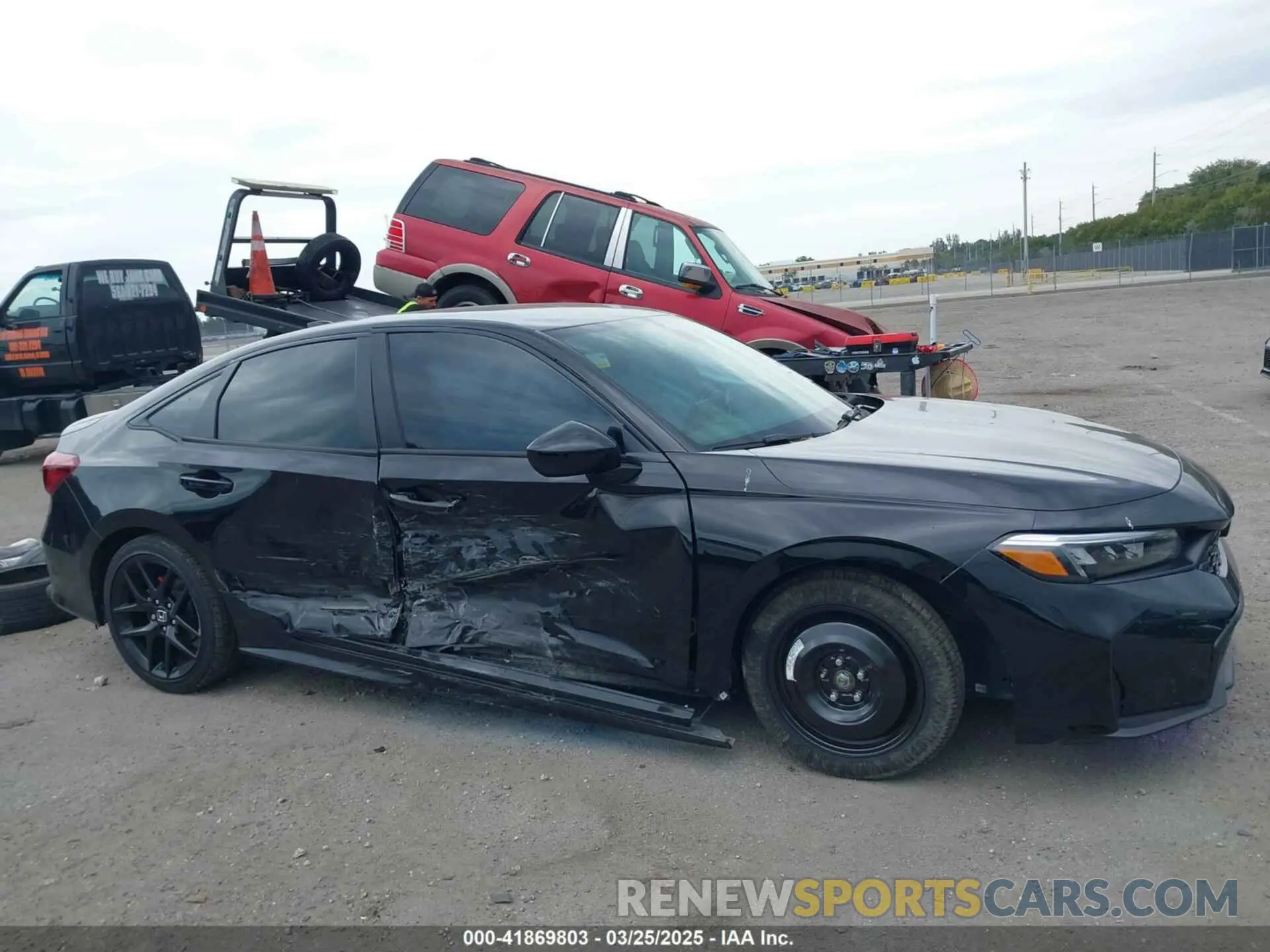 5 fotografías del automóvil dañado 2HGFE2F55SH537473 HONDA CIVIC 2025