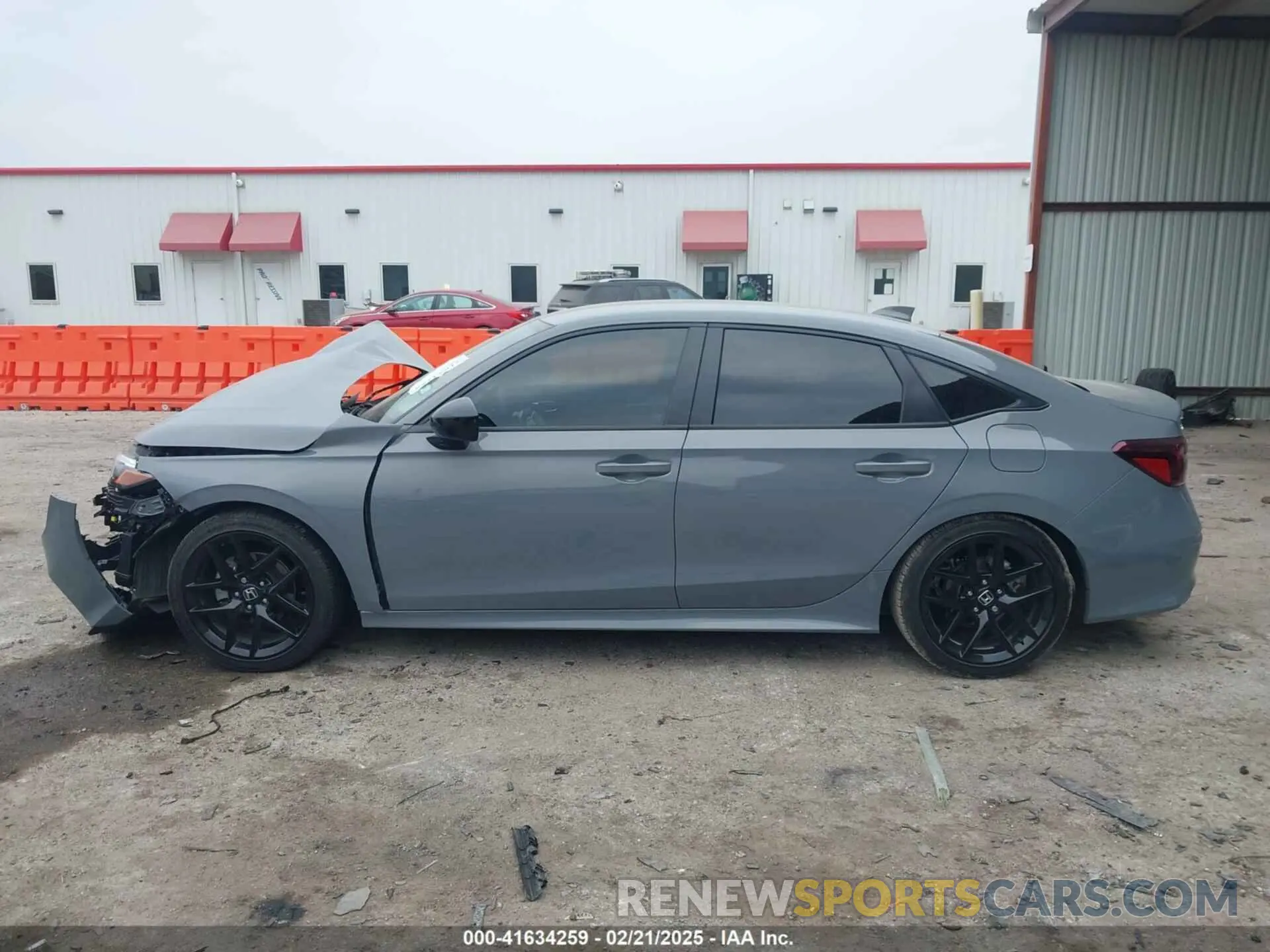 14 fotografías del automóvil dañado 2HGFE2F56SH505972 HONDA CIVIC 2025