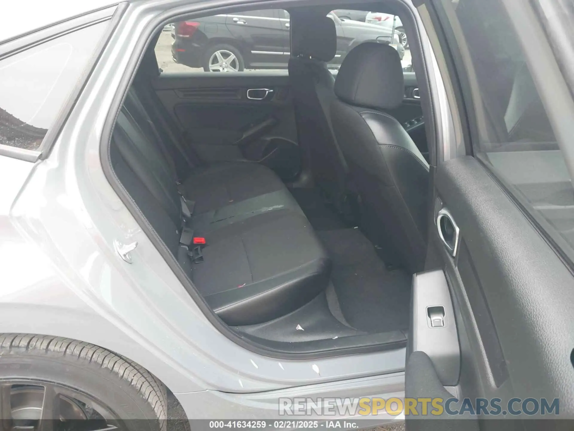 8 fotografías del automóvil dañado 2HGFE2F56SH505972 HONDA CIVIC 2025