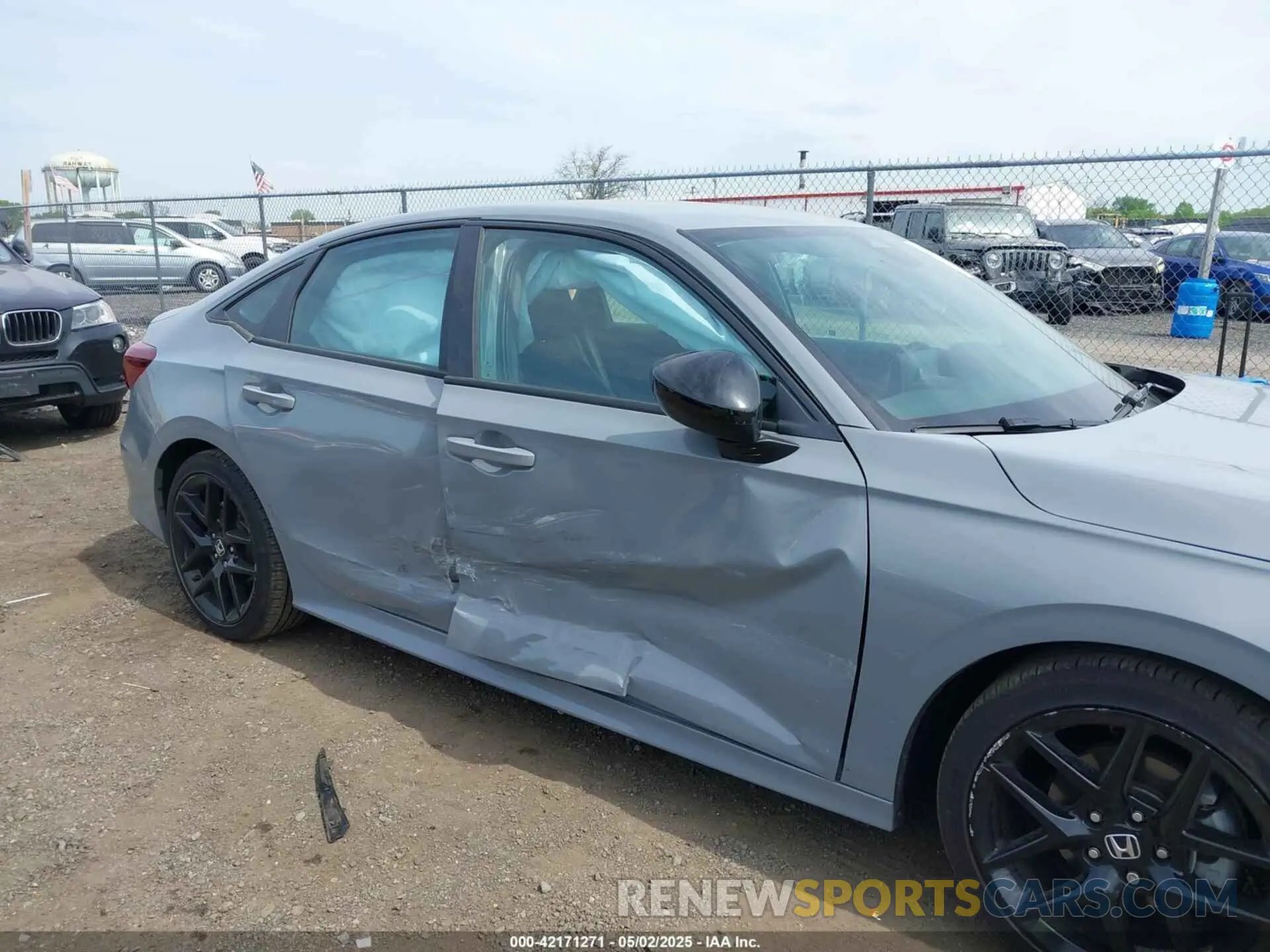 6 fotografías del automóvil dañado 2HGFE2F56SH510489 HONDA CIVIC 2025