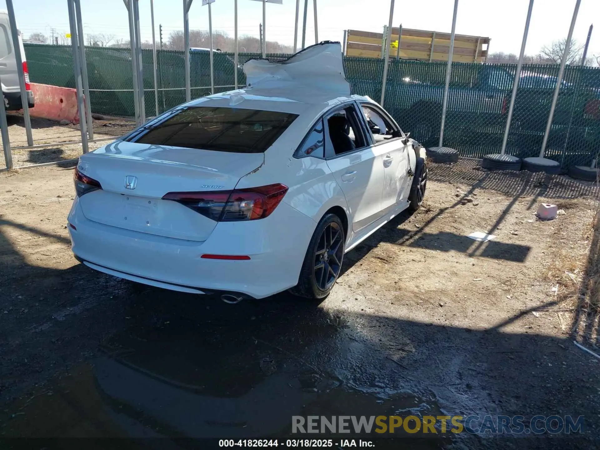 4 fotografías del automóvil dañado 2HGFE2F56SH532606 HONDA CIVIC 2025