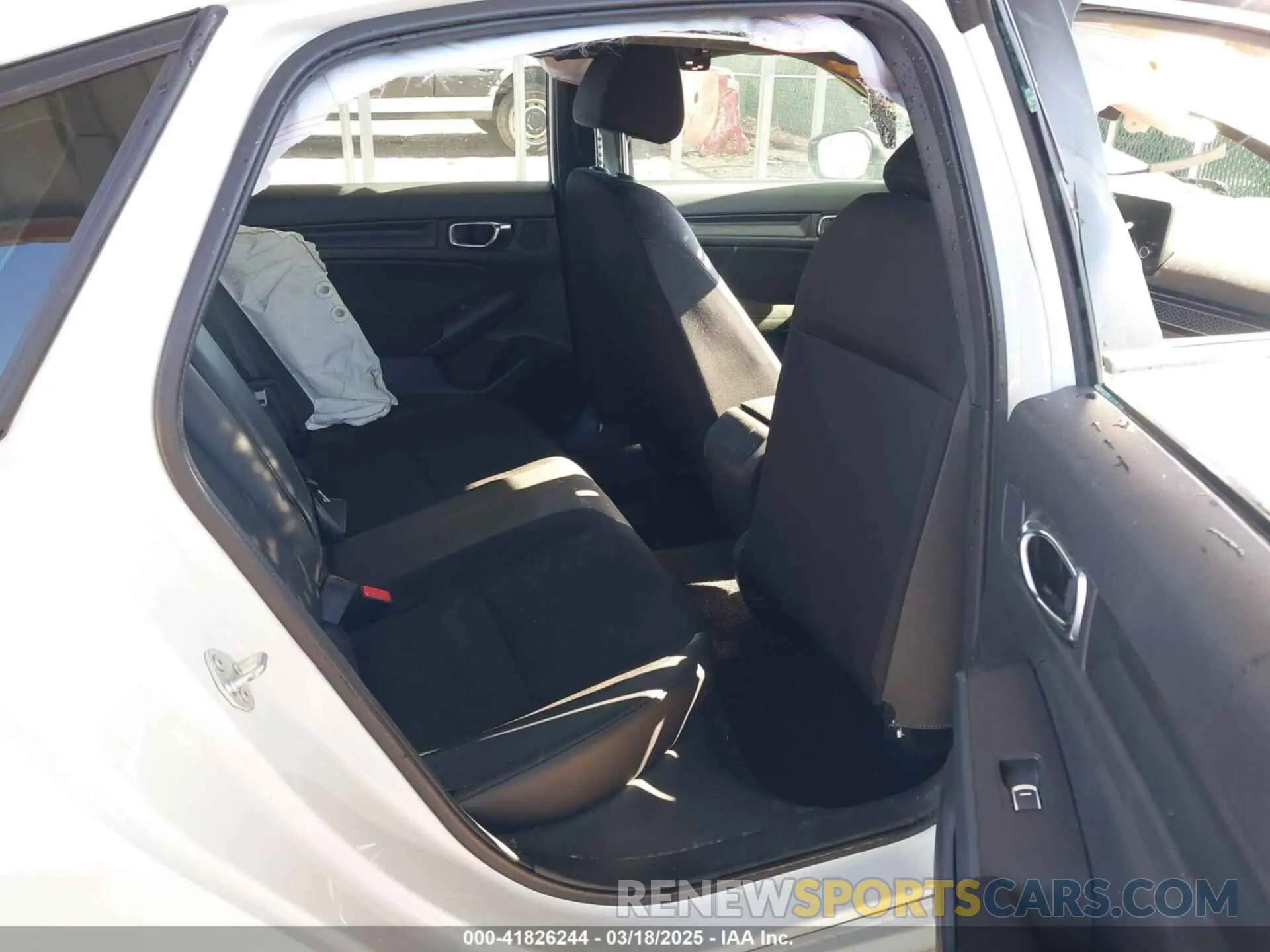 8 fotografías del automóvil dañado 2HGFE2F56SH532606 HONDA CIVIC 2025