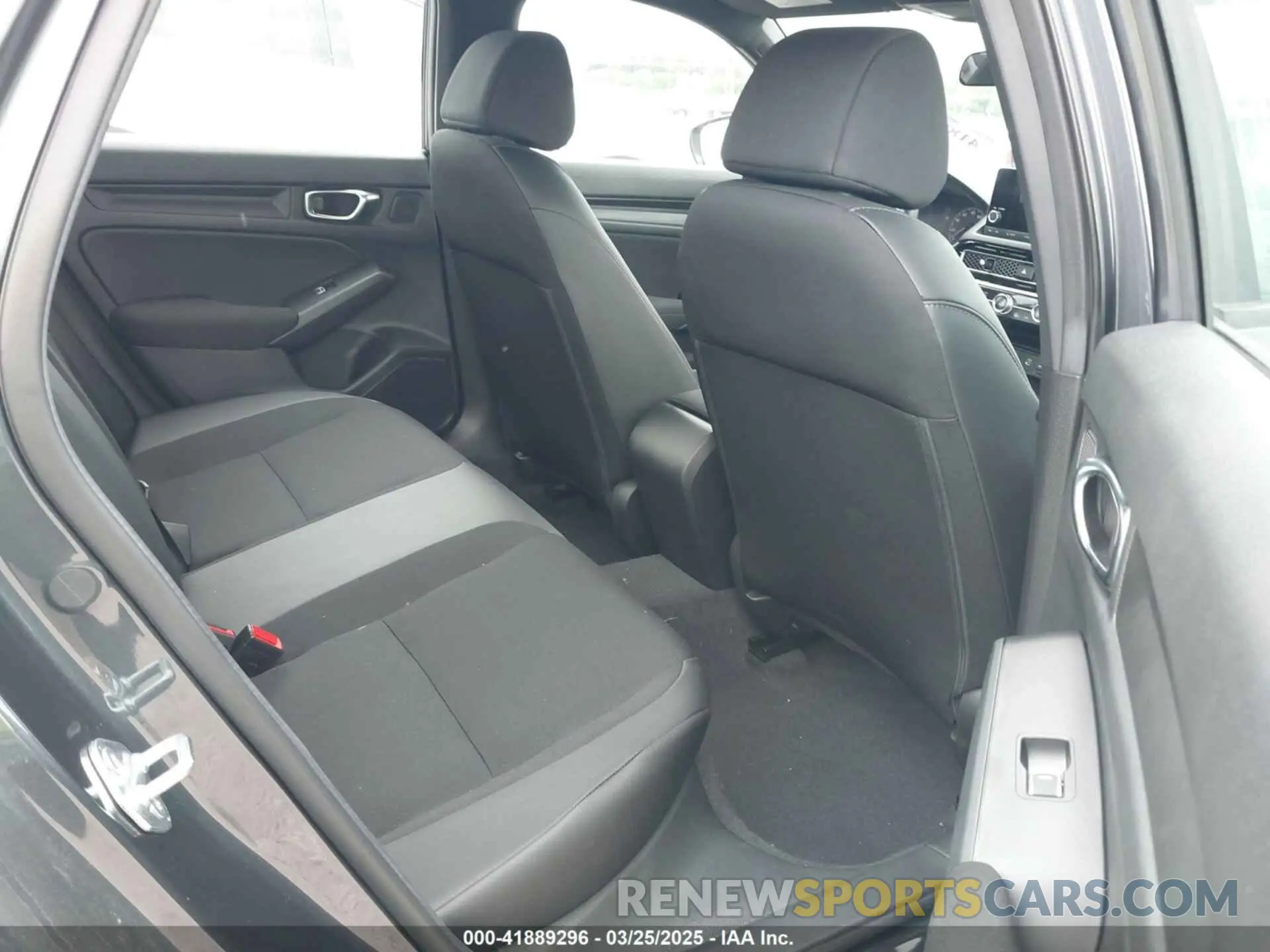 8 fotografías del automóvil dañado 2HGFE2F56SH546313 HONDA CIVIC 2025