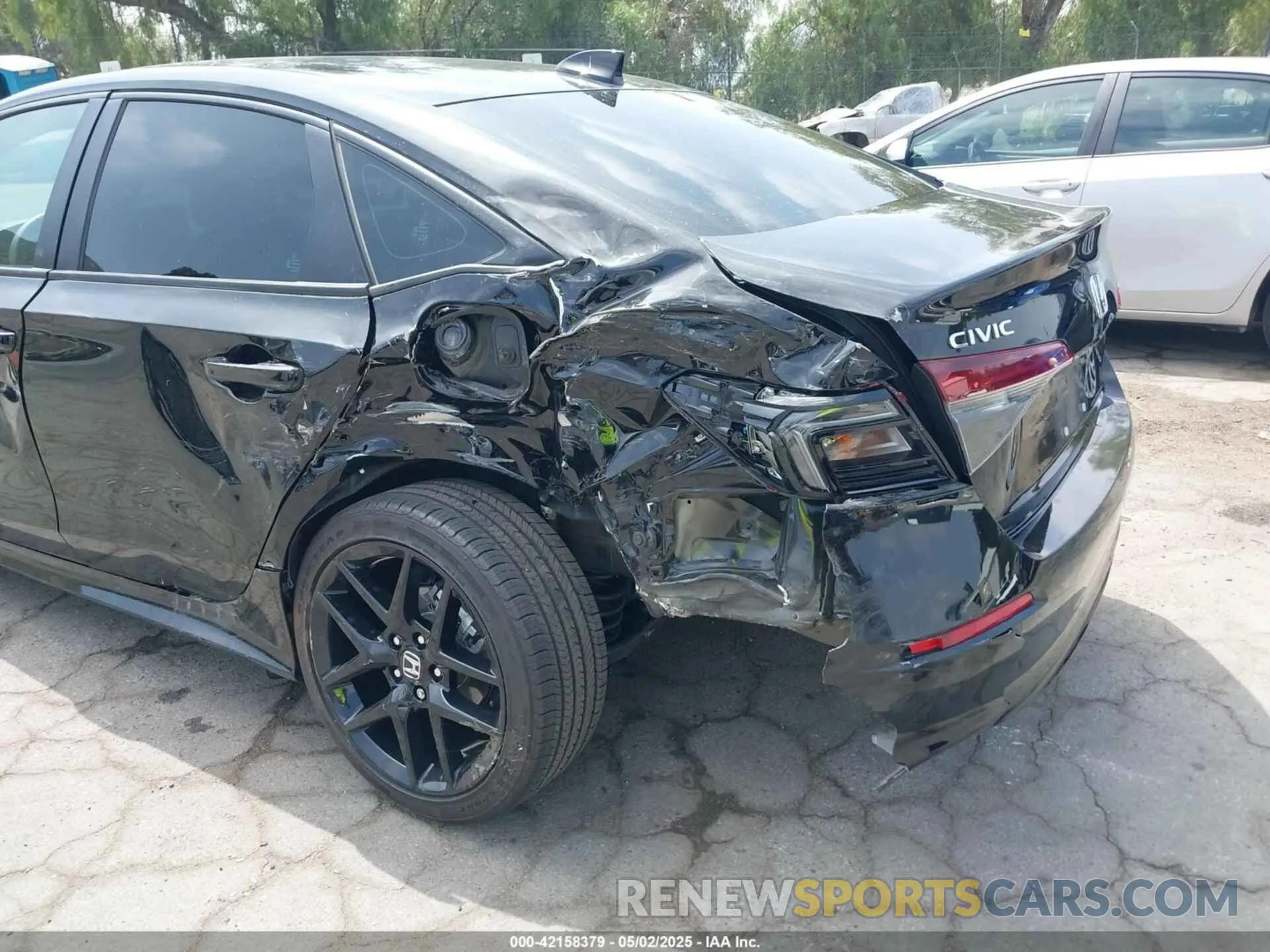 18 fotografías del automóvil dañado 2HGFE2F56SH546859 HONDA CIVIC 2025