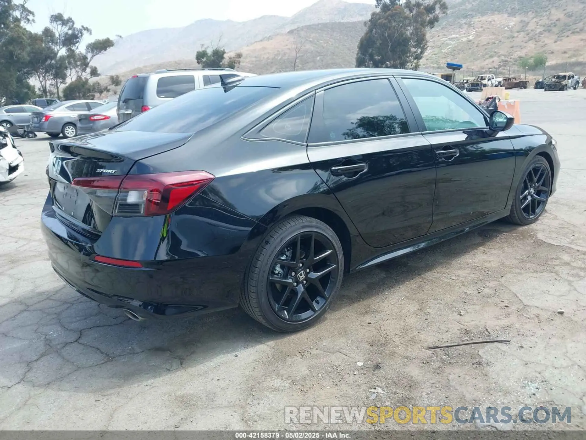 4 fotografías del automóvil dañado 2HGFE2F56SH546859 HONDA CIVIC 2025