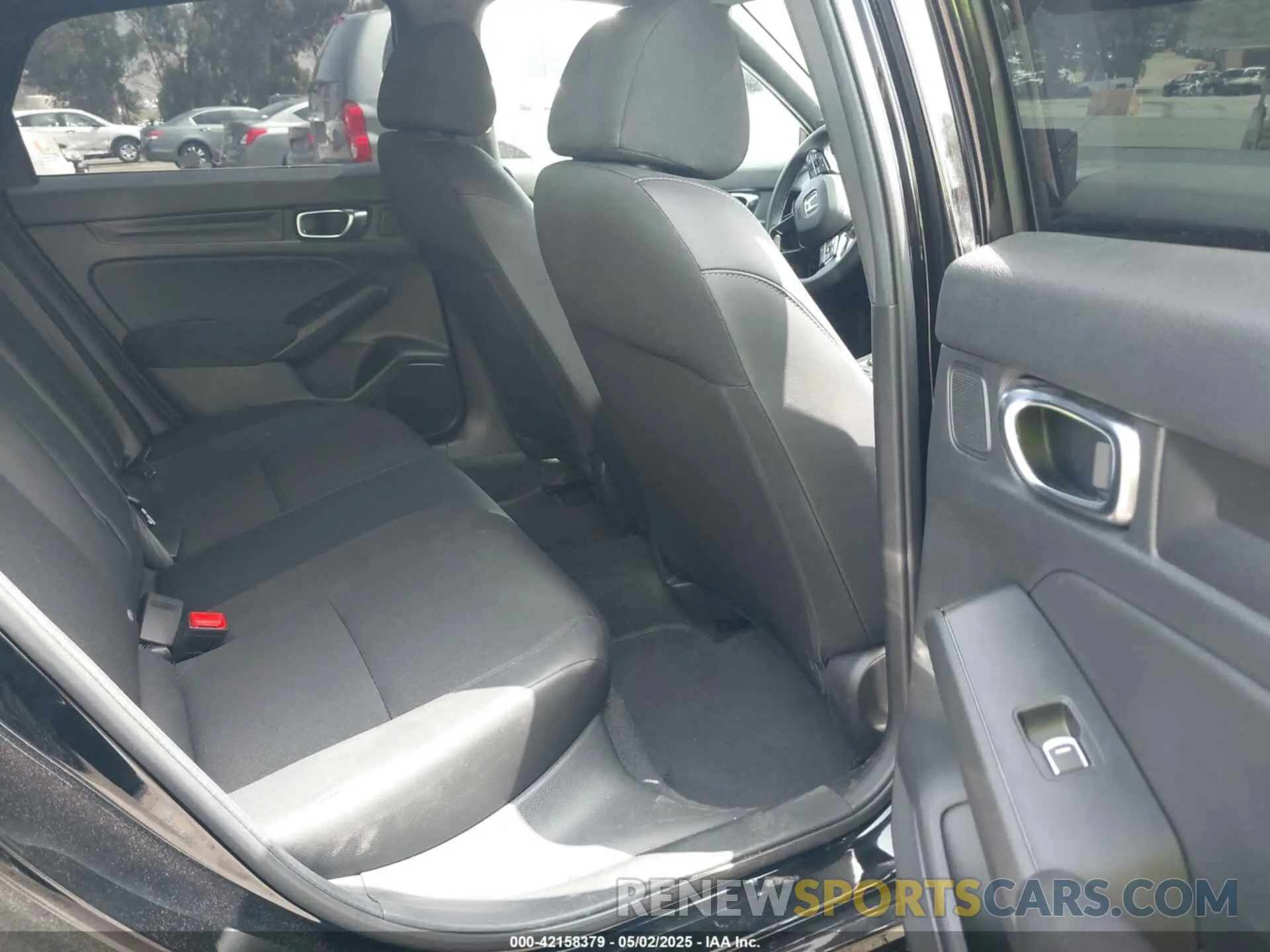 8 fotografías del automóvil dañado 2HGFE2F56SH546859 HONDA CIVIC 2025