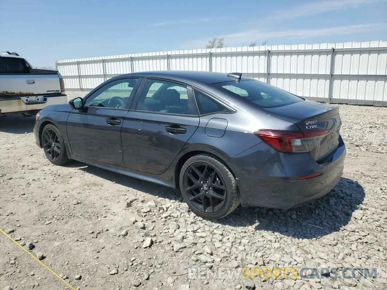 2 fotografías del automóvil dañado 2HGFE2F56SH547705 HONDA CIVIC 2025