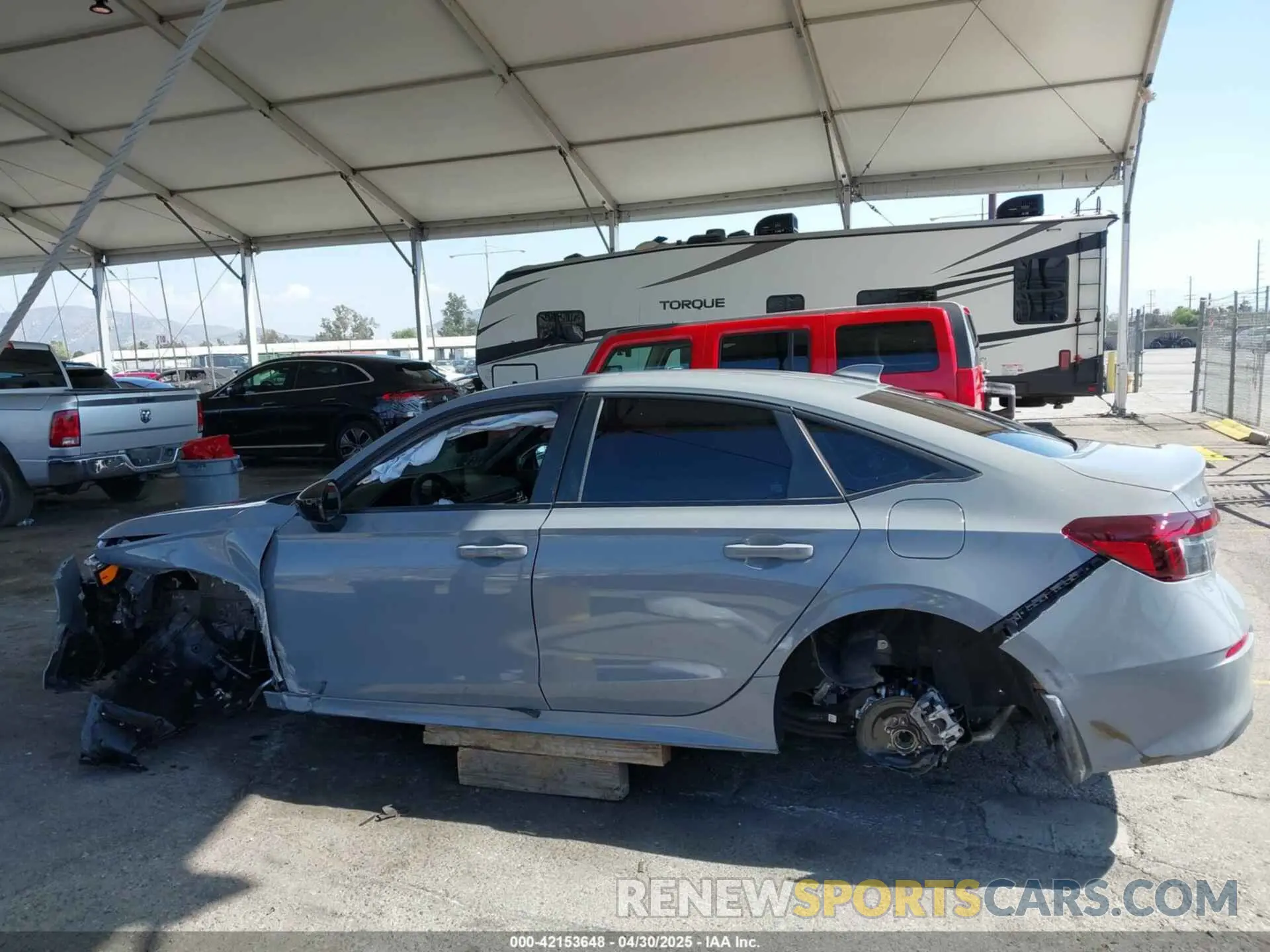 14 fotografías del automóvil dañado 2HGFE2F57SH504703 HONDA CIVIC 2025