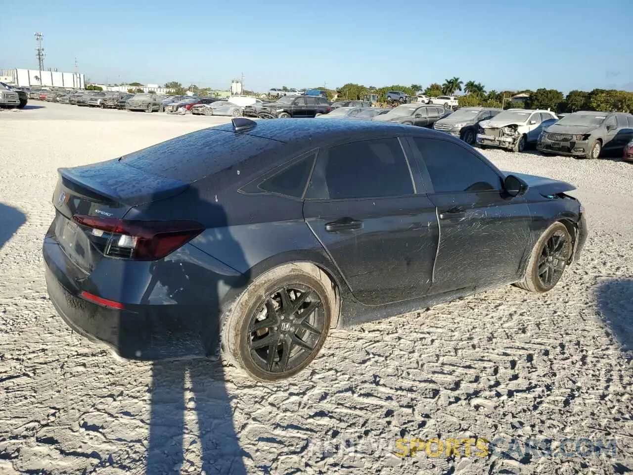 3 fotografías del automóvil dañado 2HGFE2F57SH524398 HONDA CIVIC 2025