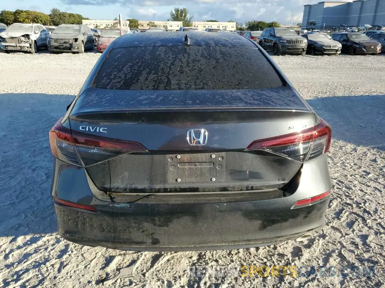 6 fotografías del automóvil dañado 2HGFE2F57SH524398 HONDA CIVIC 2025