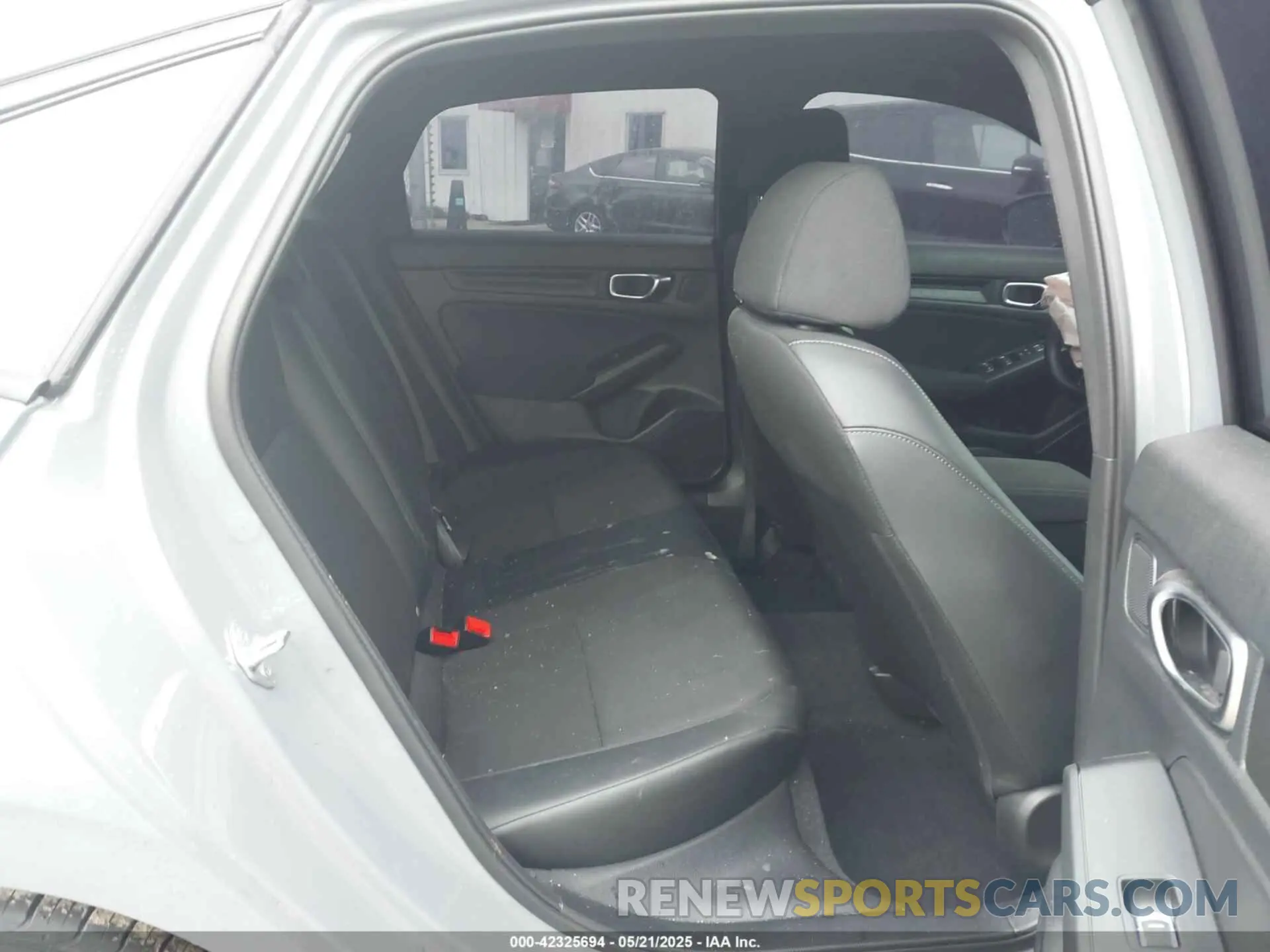 8 fotografías del automóvil dañado 2HGFE2F57SH545865 HONDA CIVIC 2025