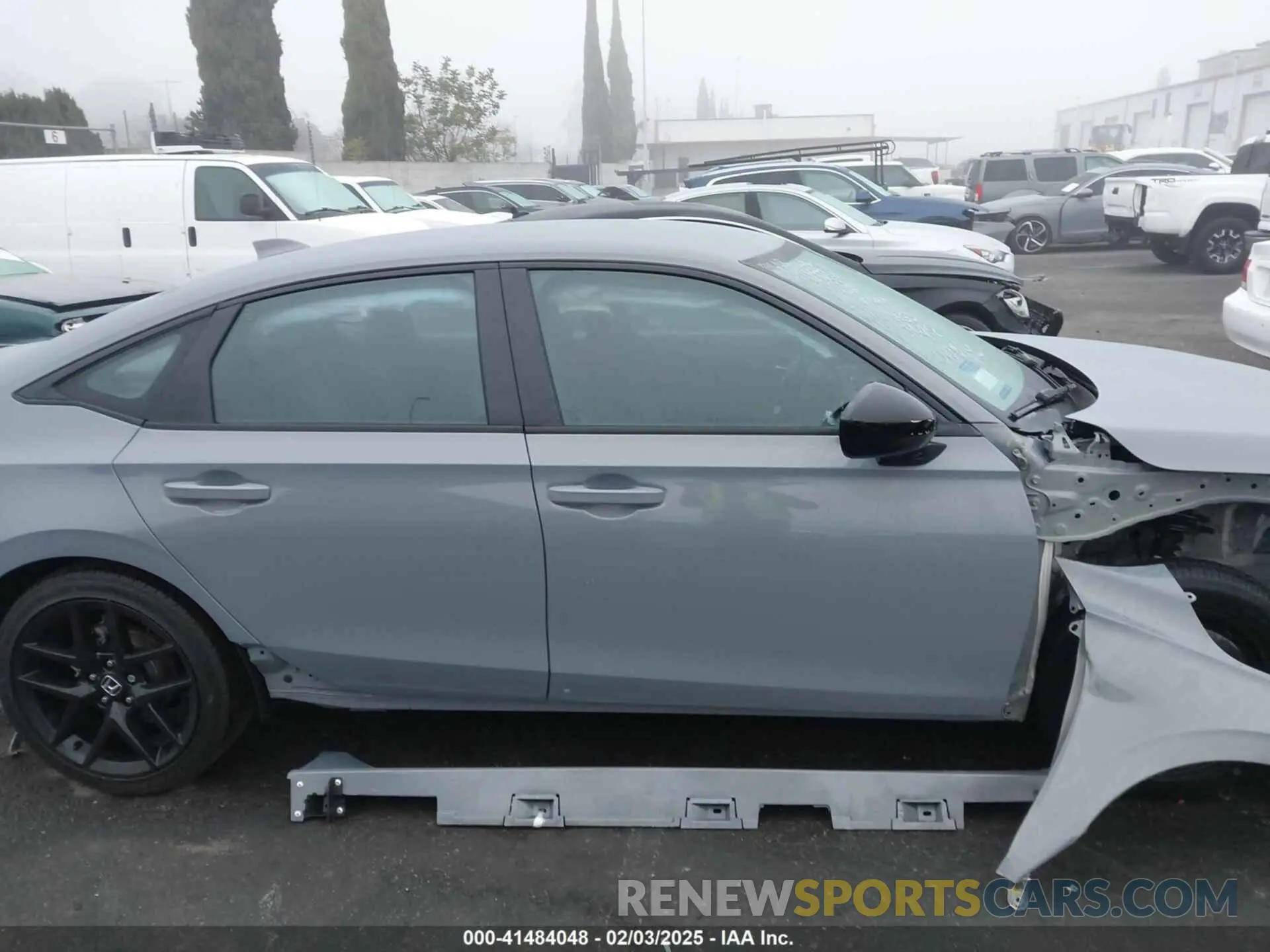 14 fotografías del automóvil dañado 2HGFE2F57SH554243 HONDA CIVIC 2025