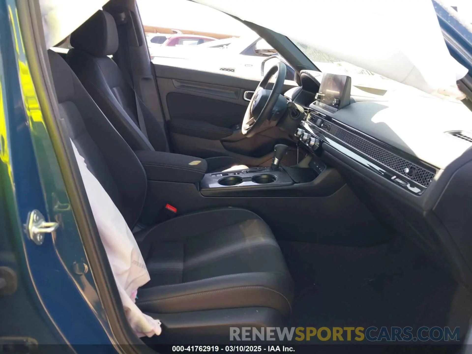 5 fotografías del automóvil dañado 2HGFE2F59SH514861 HONDA CIVIC 2025