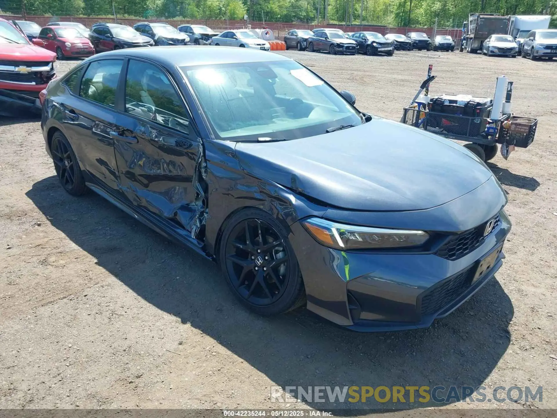 6 fotografías del automóvil dañado 2HGFE2F59SH520756 HONDA CIVIC 2025