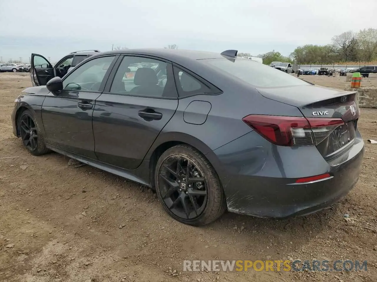2 fotografías del automóvil dañado 2HGFE2F59SH522085 HONDA CIVIC 2025