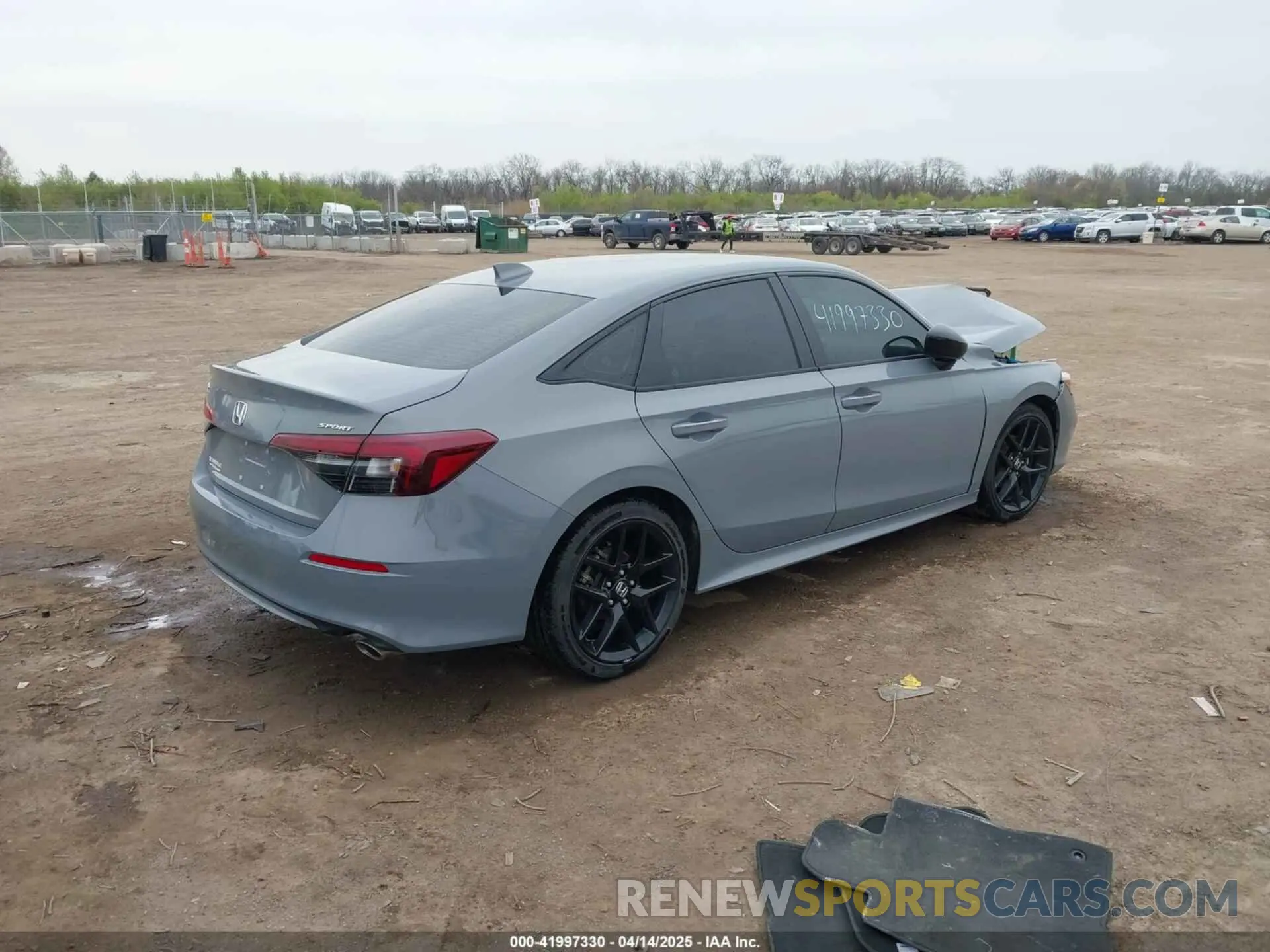 4 fotografías del automóvil dañado 2HGFE2F59SH539310 HONDA CIVIC 2025