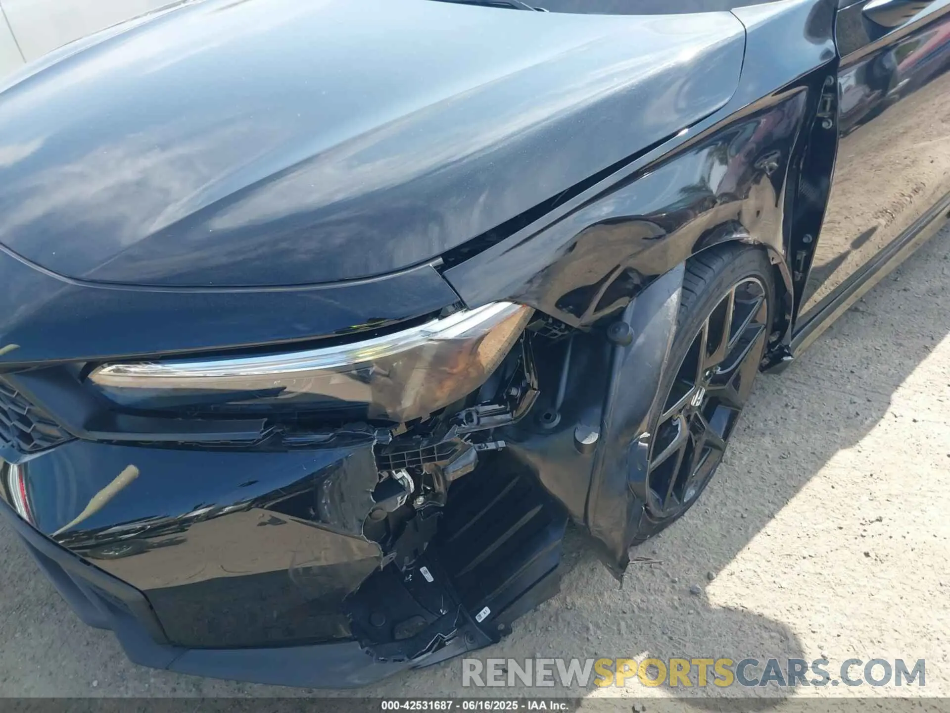 6 fotografías del automóvil dañado 2HGFE2F59SH600736 HONDA CIVIC 2025