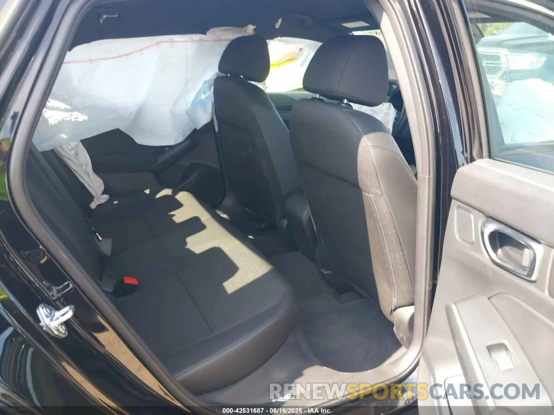 8 fotografías del automóvil dañado 2HGFE2F59SH600736 HONDA CIVIC 2025