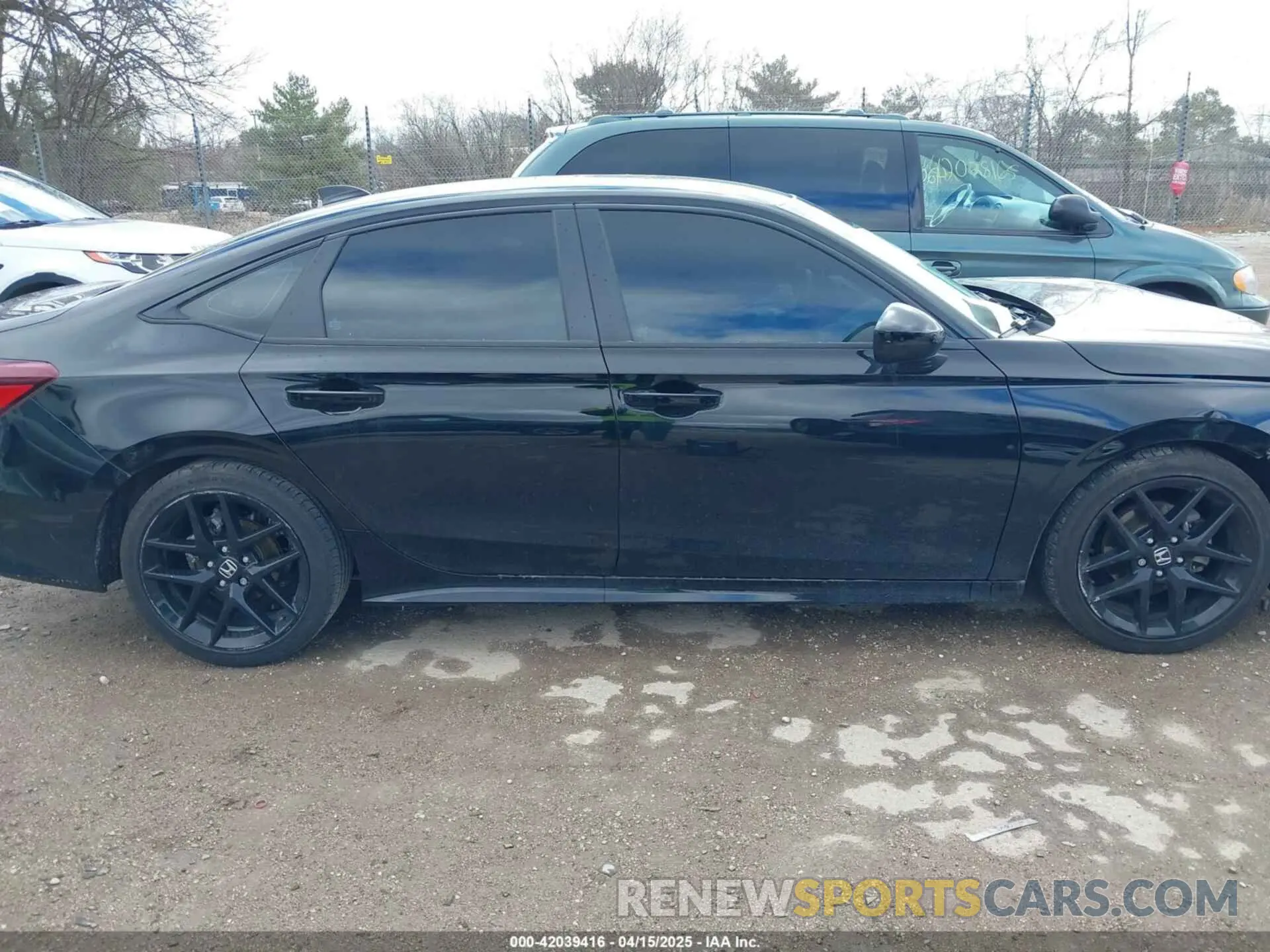 14 fotografías del automóvil dañado 2HGFE2F5XSH508552 HONDA CIVIC 2025