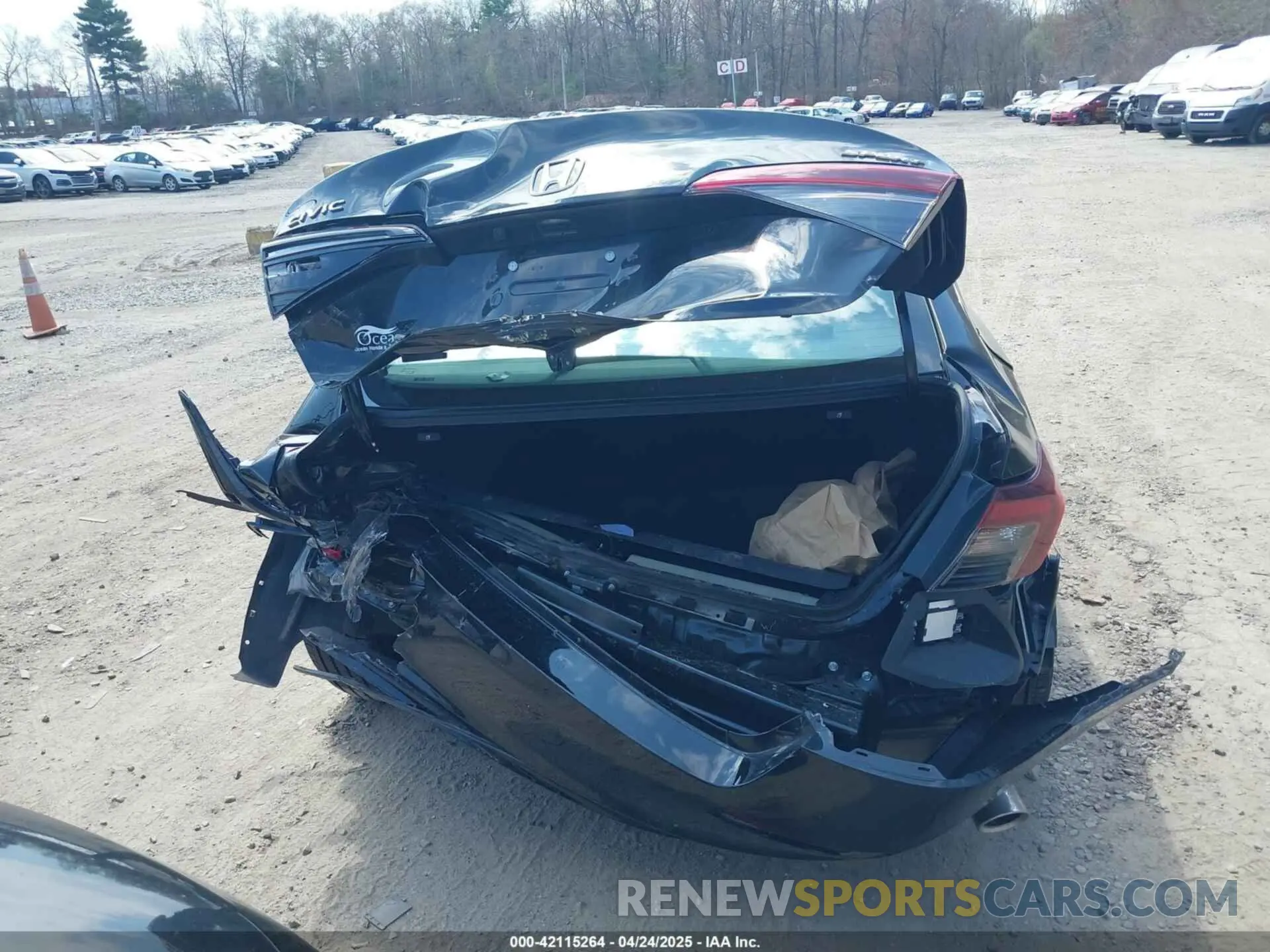 17 fotografías del automóvil dañado 2HGFE2F5XSH560117 HONDA CIVIC 2025