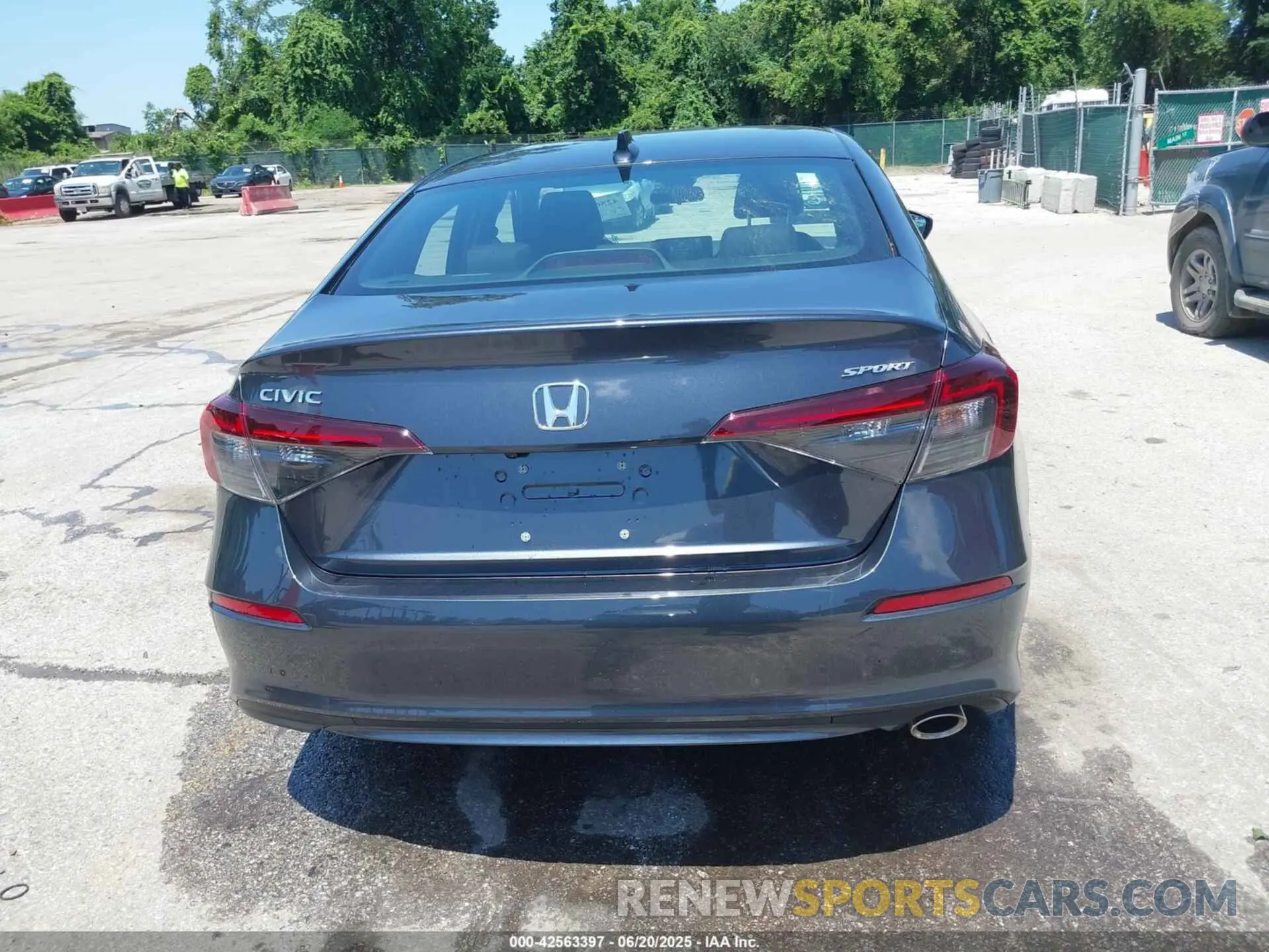 16 fotografías del automóvil dañado 2HGFE2F5XSH584966 HONDA CIVIC 2025
