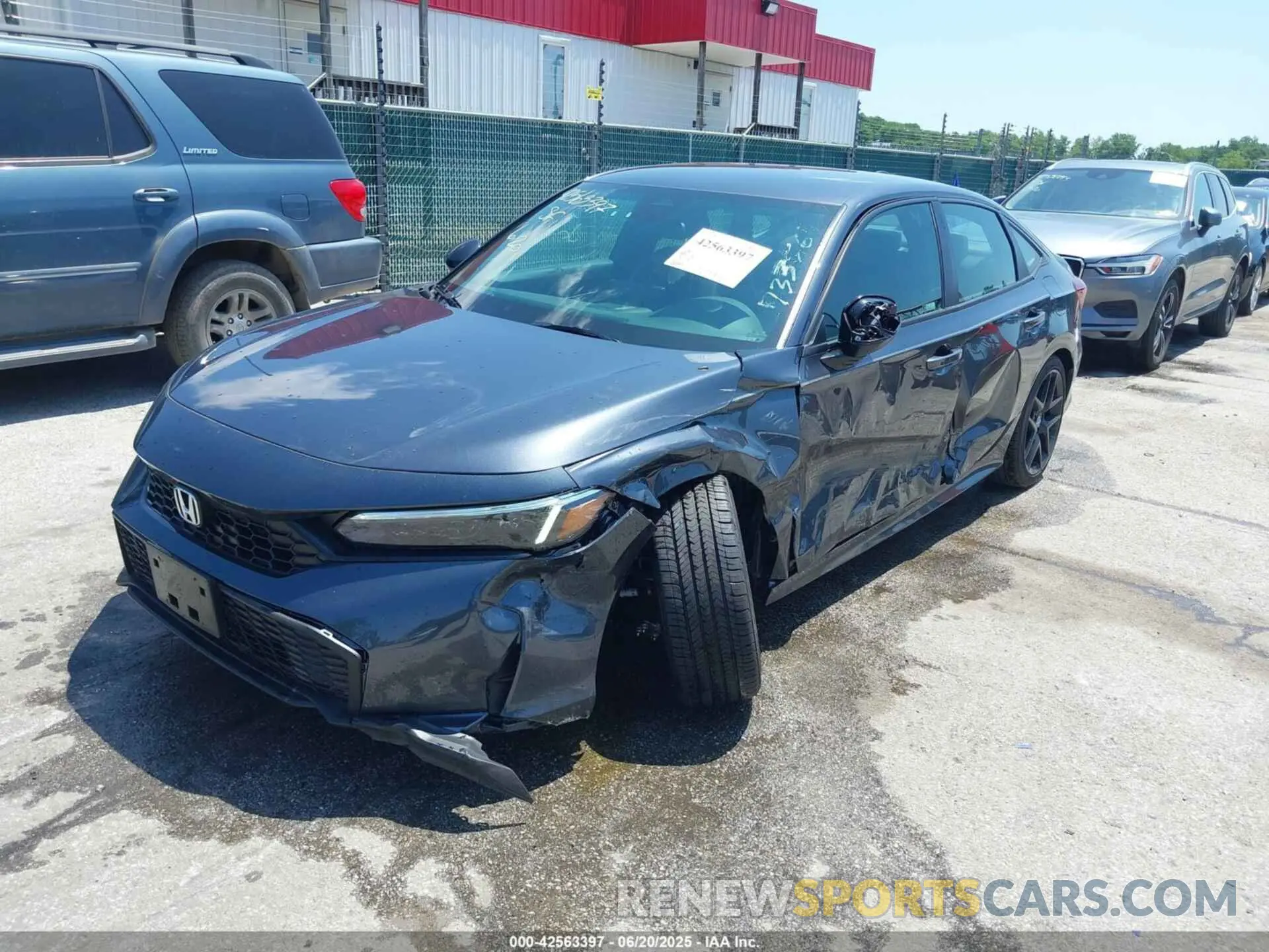 2 fotografías del automóvil dañado 2HGFE2F5XSH584966 HONDA CIVIC 2025