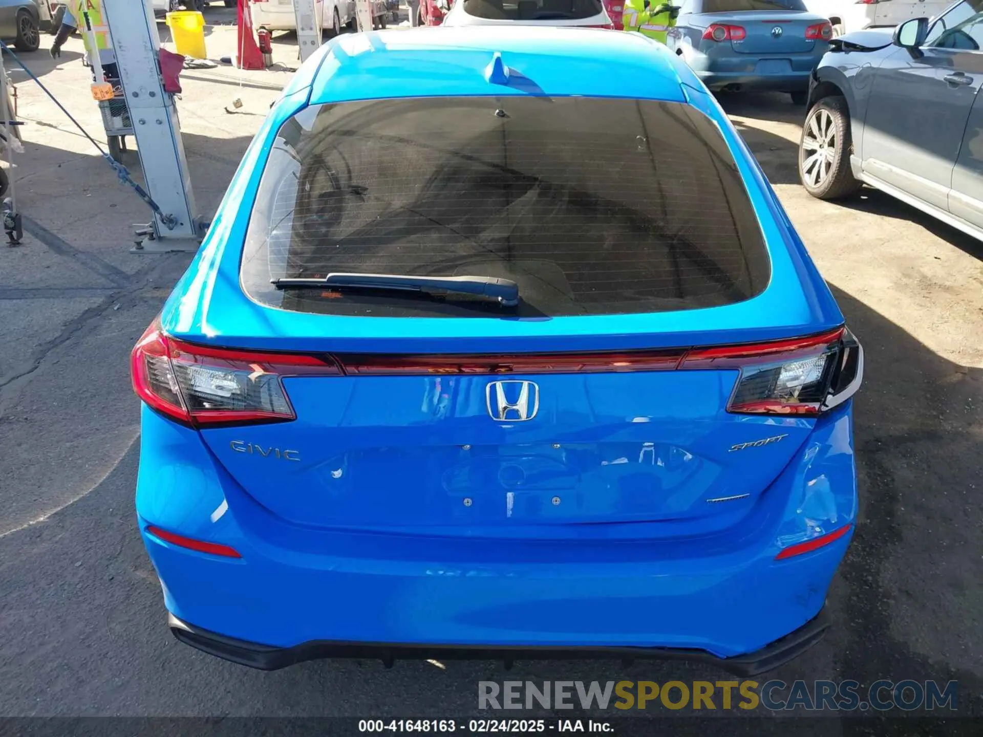16 fotografías del automóvil dañado 19XFL4H84SE005411 HONDA CIVIC  HYBRID 2025