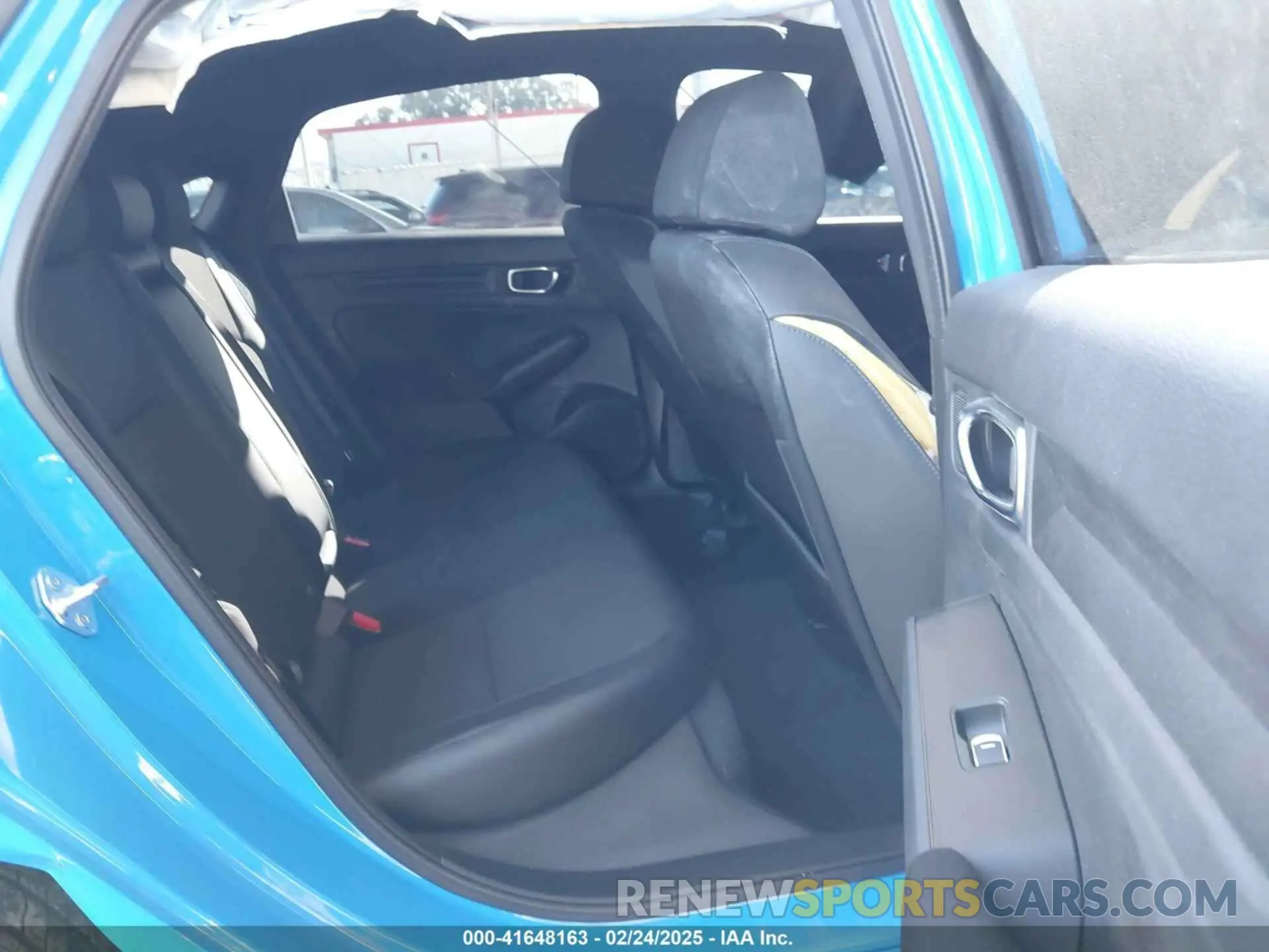 8 fotografías del automóvil dañado 19XFL4H84SE005411 HONDA CIVIC  HYBRID 2025