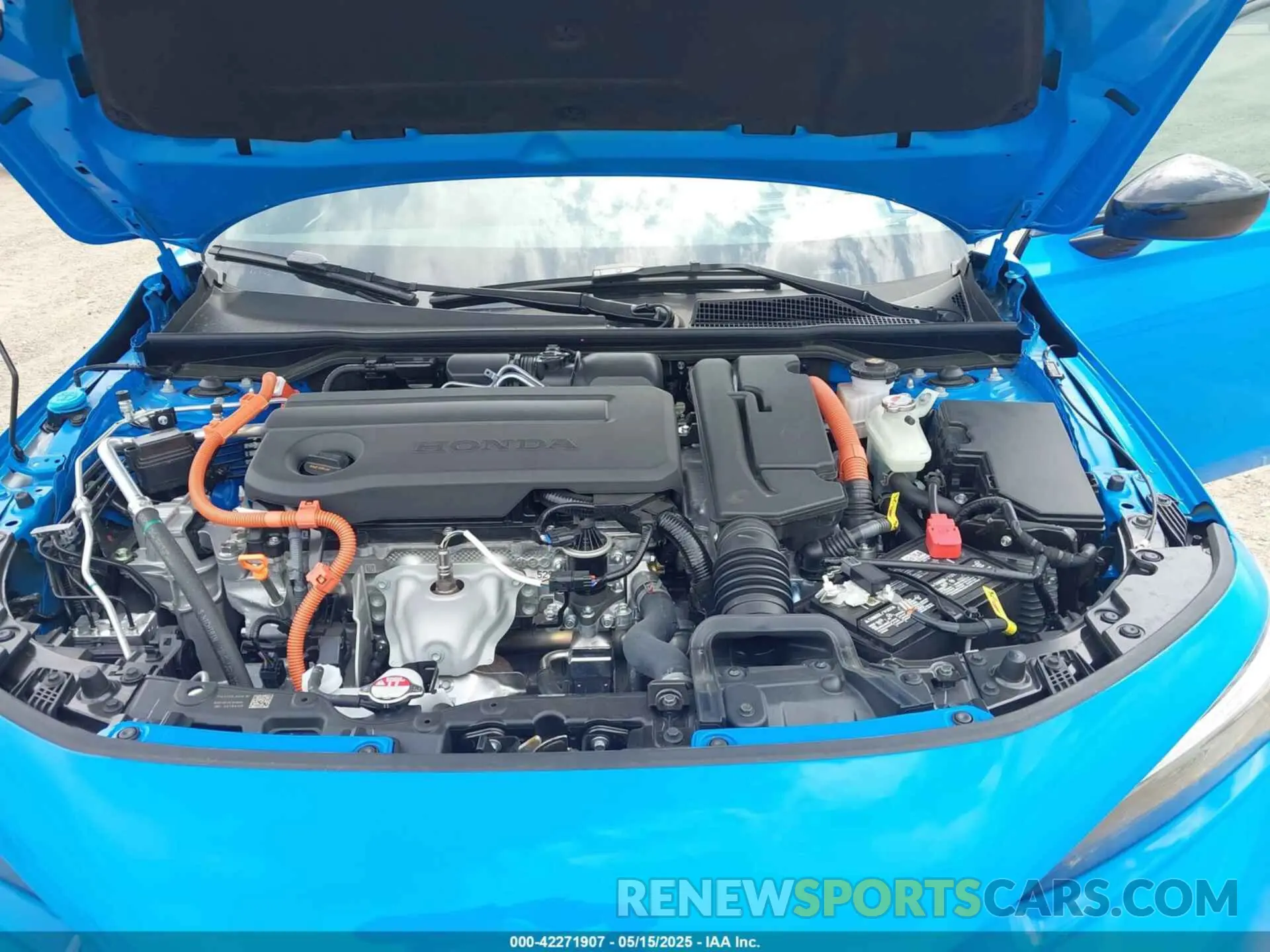 10 fotografías del automóvil dañado 19XFL4H8XSE013674 HONDA CIVIC HYBRID 2025
