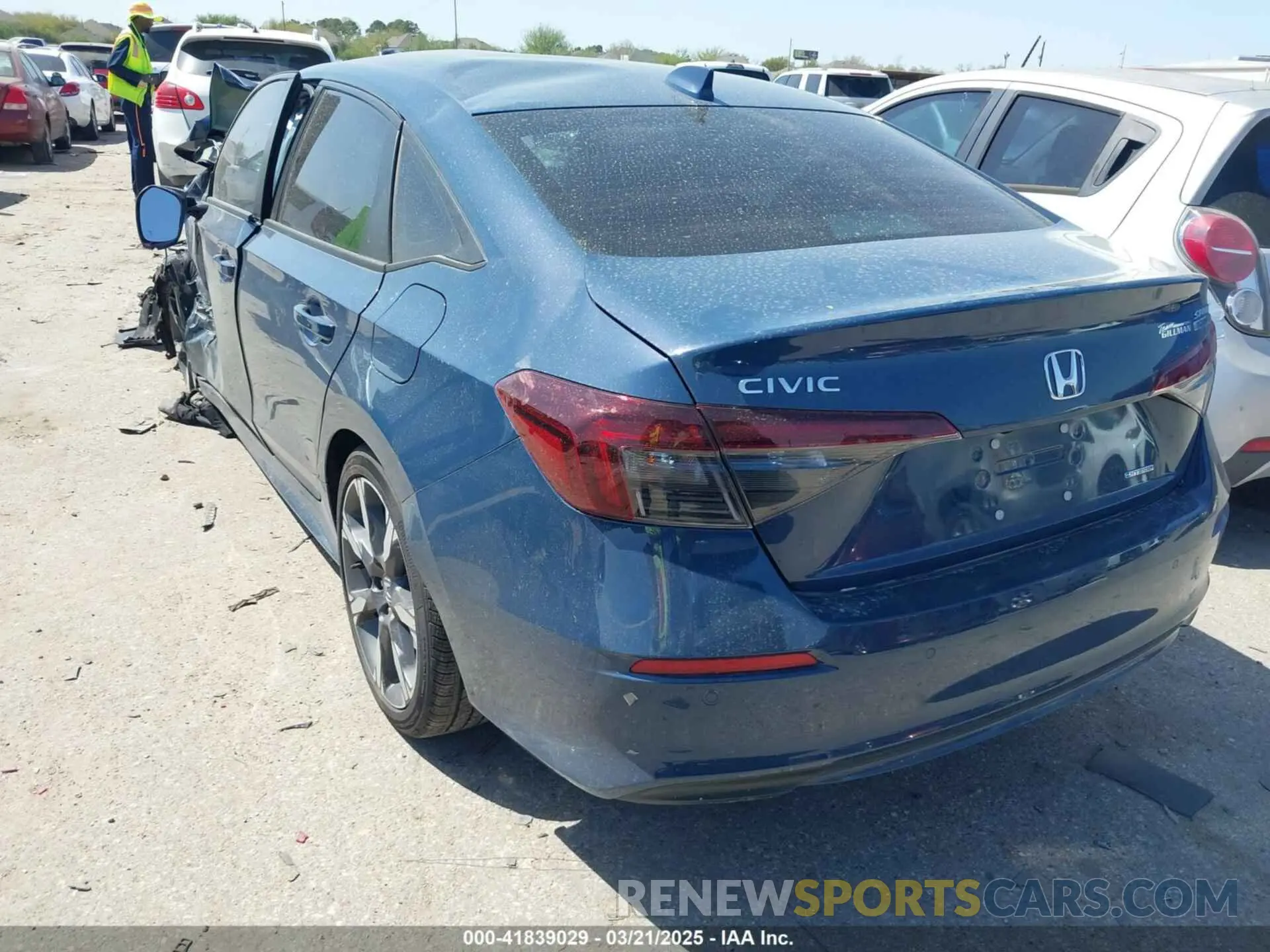 3 fotografías del automóvil dañado 2HGFE4F81SH321500 HONDA CIVIC  HYBRID 2025