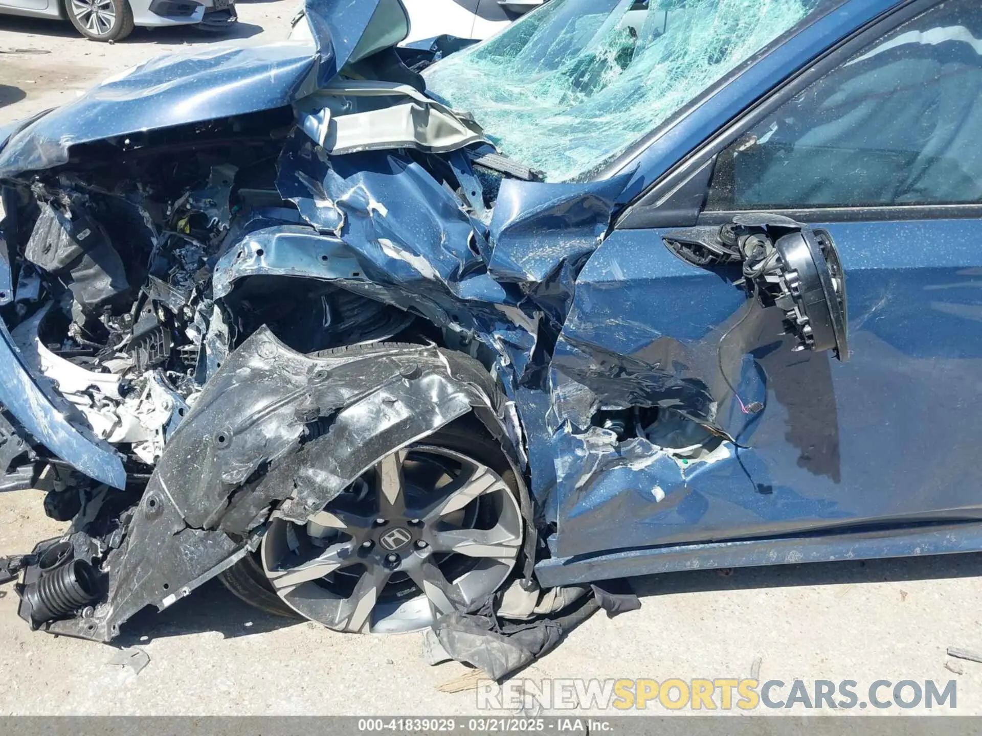 6 fotografías del automóvil dañado 2HGFE4F81SH321500 HONDA CIVIC  HYBRID 2025