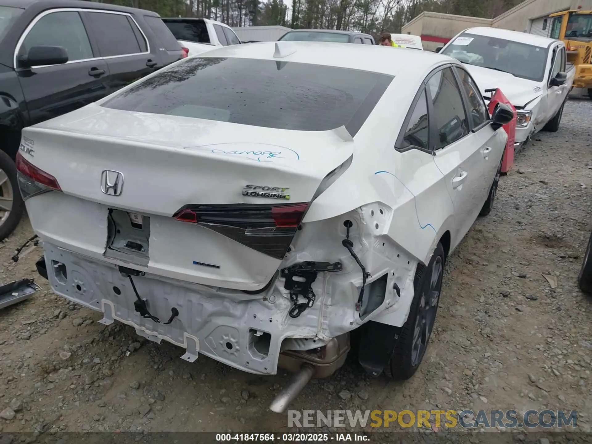 4 fotografías del automóvil dañado 2HGFE4F84SH318803 HONDA CIVIC  HYBRID 2025