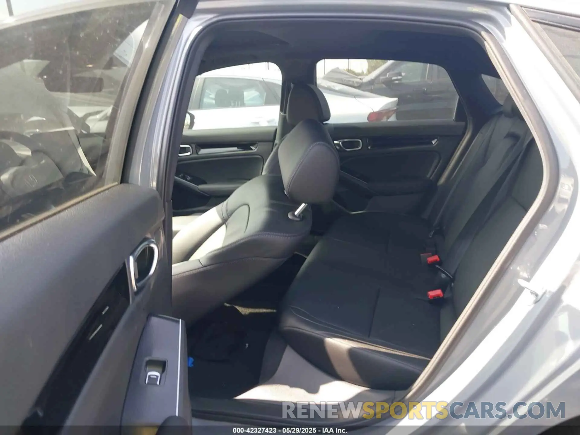 8 fotografías del automóvil dañado 2HGFE4F84SH339070 HONDA CIVIC HYBRID 2025