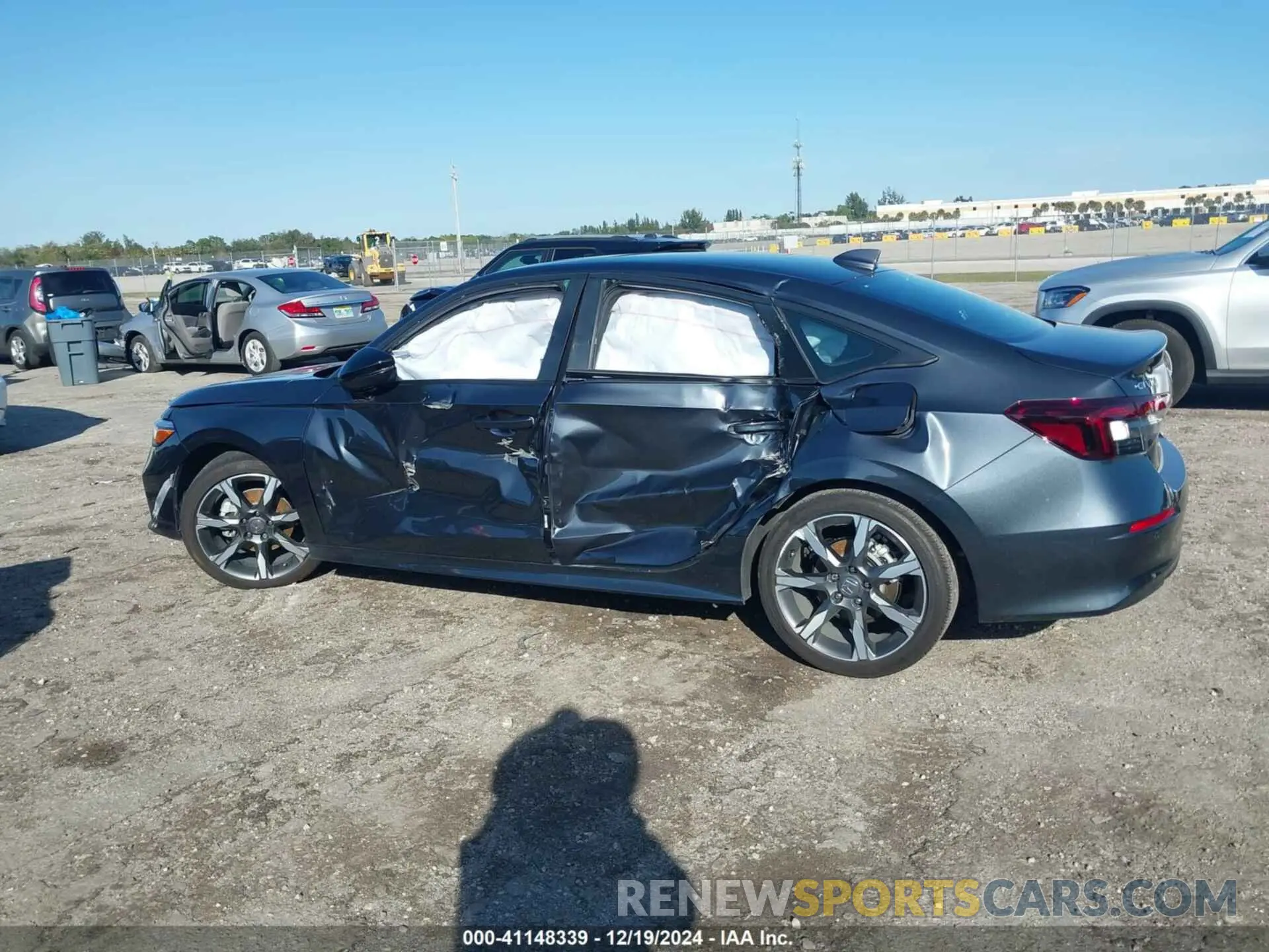 14 fotografías del automóvil dañado 2HGFE4F86SH301467 HONDA CIVIC  HYBRID 2025