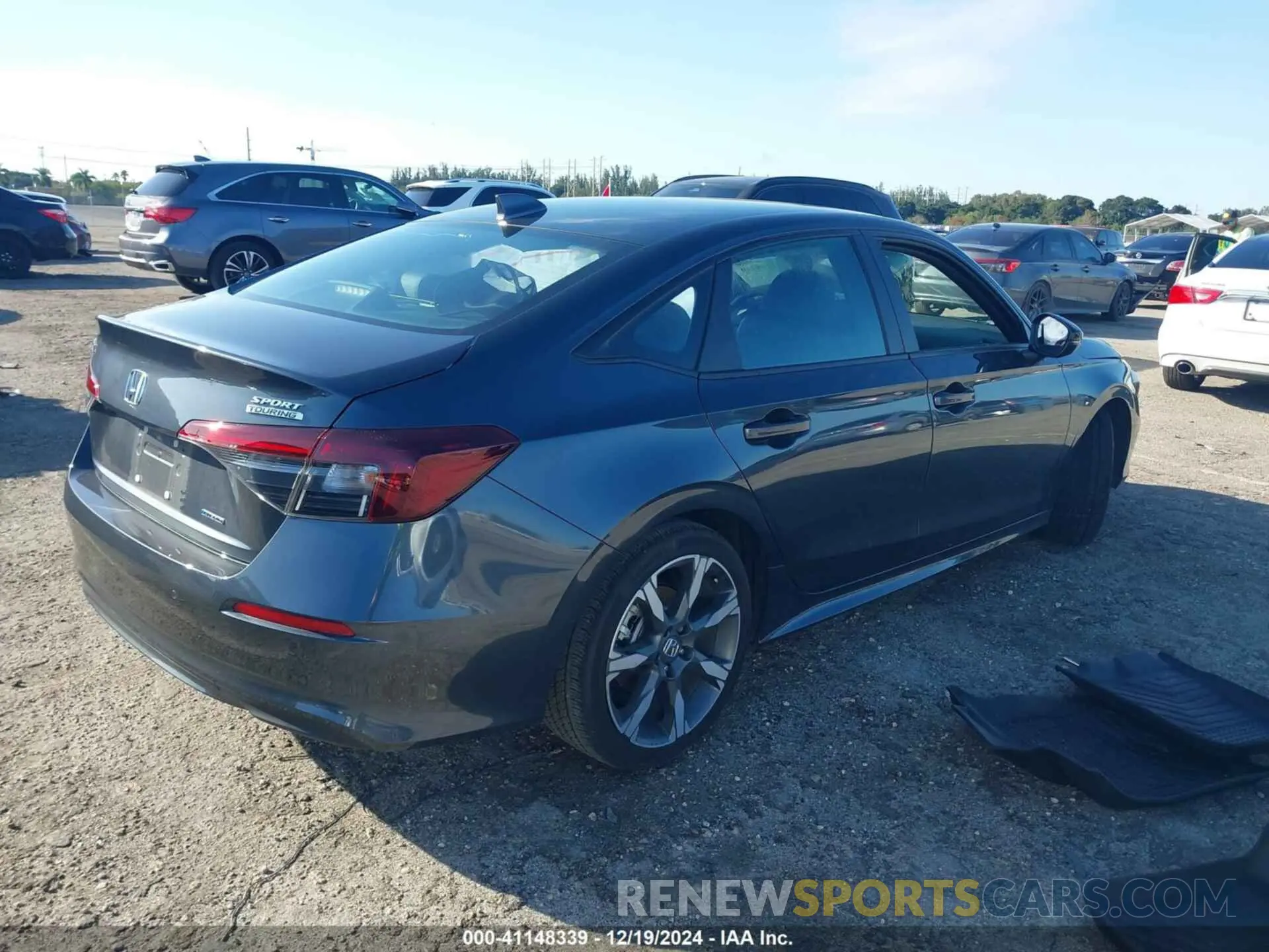4 fotografías del automóvil dañado 2HGFE4F86SH301467 HONDA CIVIC  HYBRID 2025